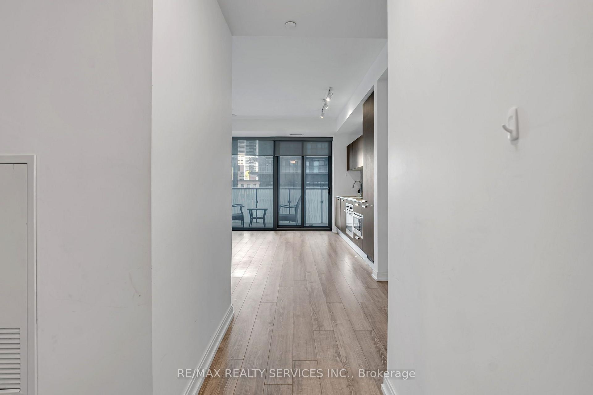Photo 7 of Unit 711, 50 Charles Street E, Toronto, Church-Yonge Corridor — HOMEH