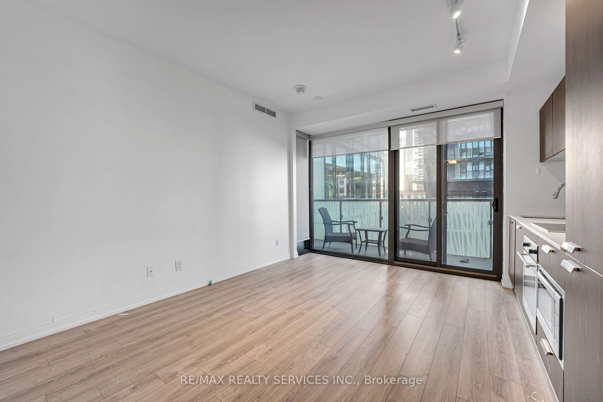 Photo 9 of Unit 711, 50 Charles Street E, Toronto, Church-Yonge Corridor — HOMEH