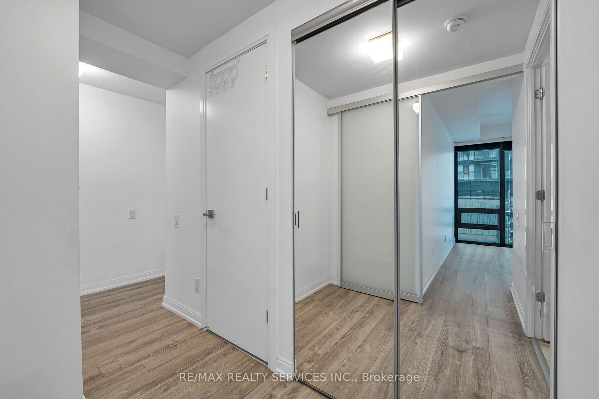 Photo 15 of Unit 711, 50 Charles Street E, Toronto, Church-Yonge Corridor — HOMEH