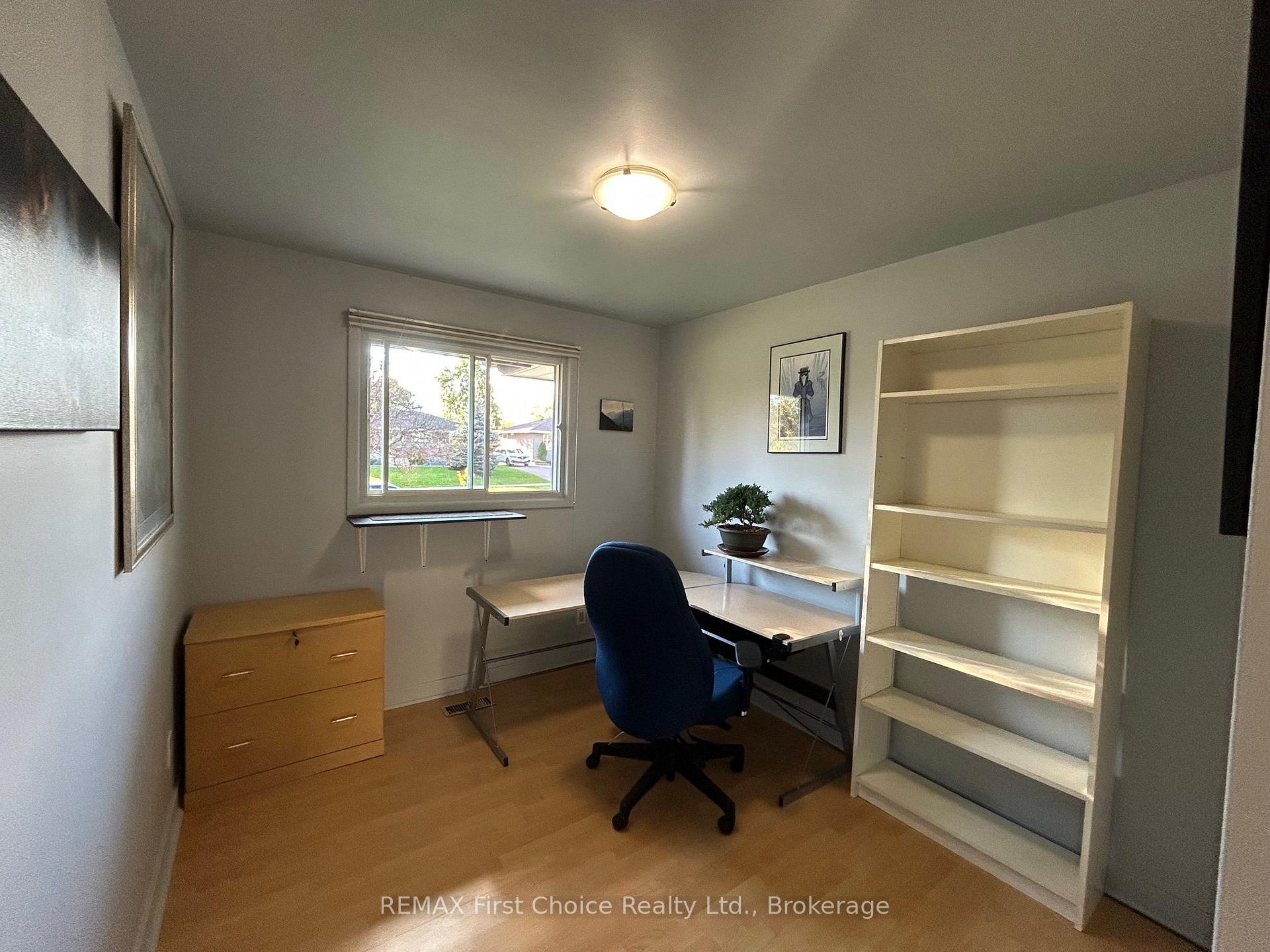 Photo 16 of 176 Crescent Avenue, Thunder Bay, Grandview — HOMEH