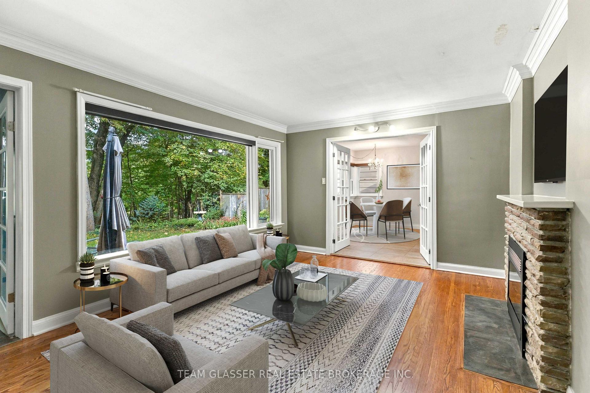 Photo 9 of 36 Braemar Crescent, London, North N — HOMEH