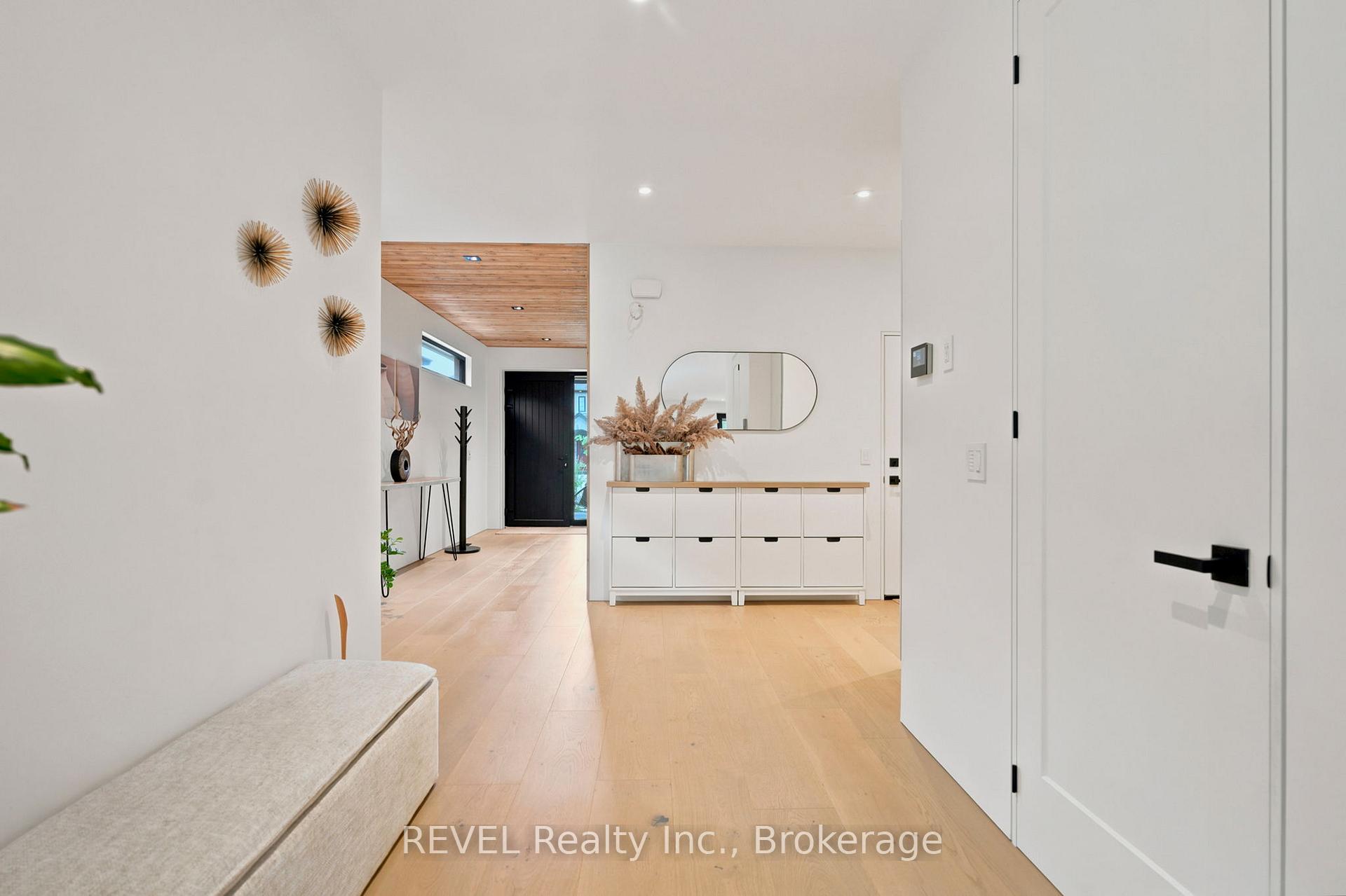 Photo 6 of 81 Mackenzie King Avenue, St. Catharines, Secord Woods — HOMEH