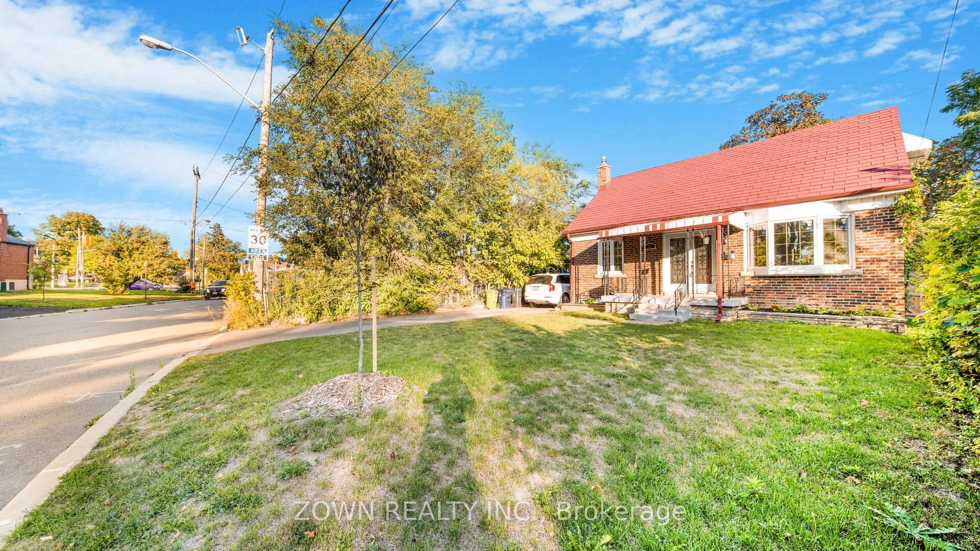 Photo 4 of Unit MAIN, 63 Biscayne Boulevard, Scarborough, Wexford-Maryvale — HOMEH