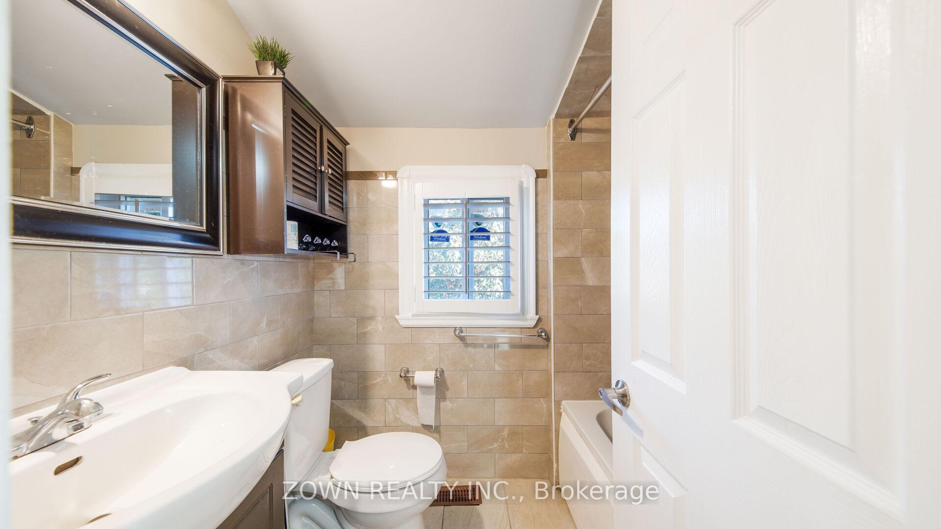 Photo 34 of Unit MAIN, 63 Biscayne Boulevard, Scarborough, Wexford-Maryvale — HOMEH
