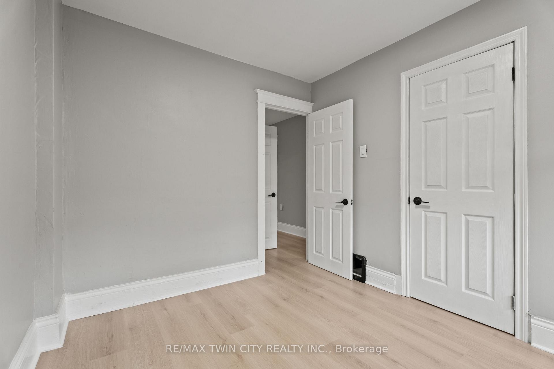 Photo 27 of 88 Gage Avenue S, Hamilton, Stipley — HOMEH