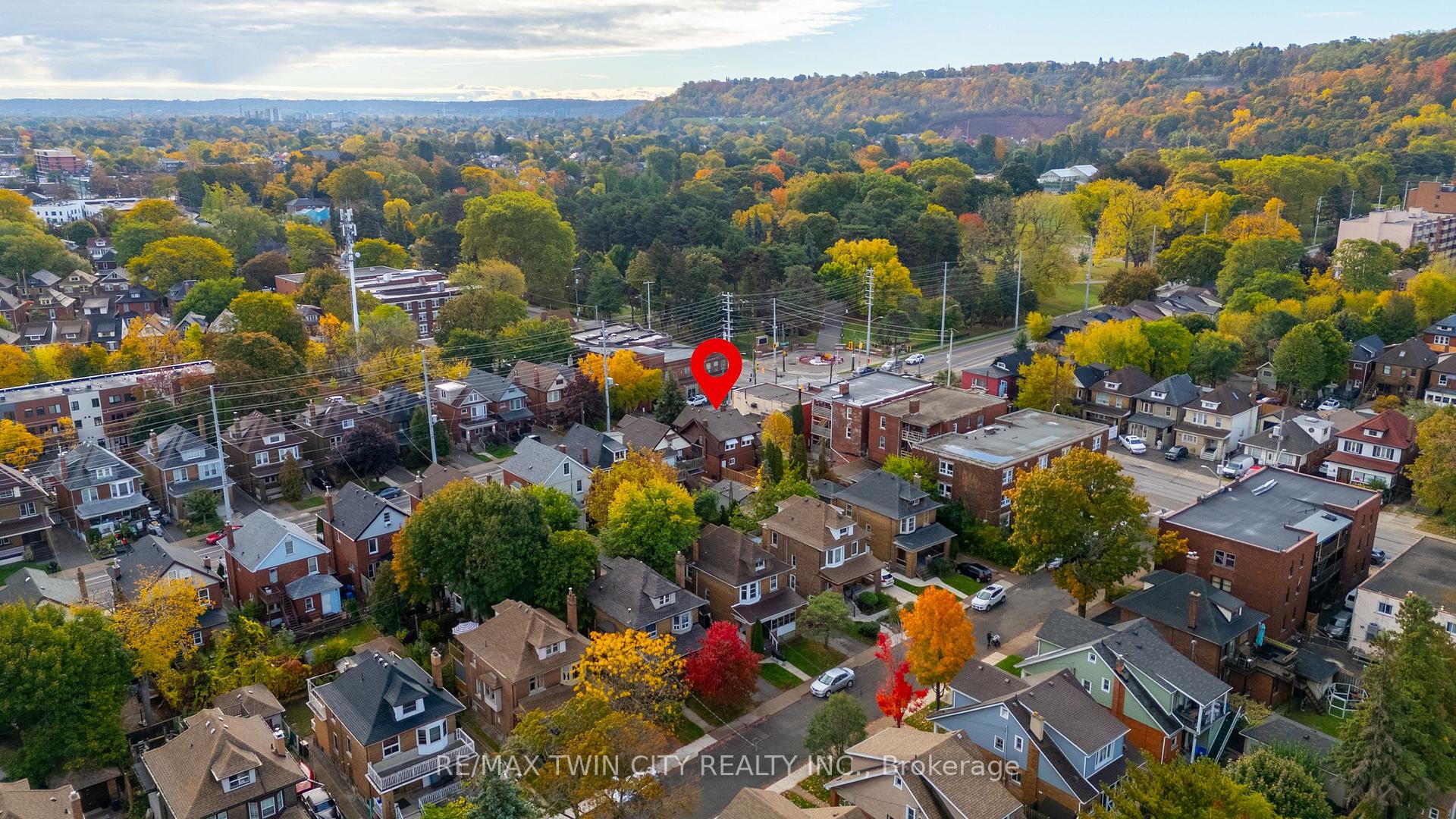 Photo 39 of 88 Gage Avenue S, Hamilton, Stipley — HOMEH