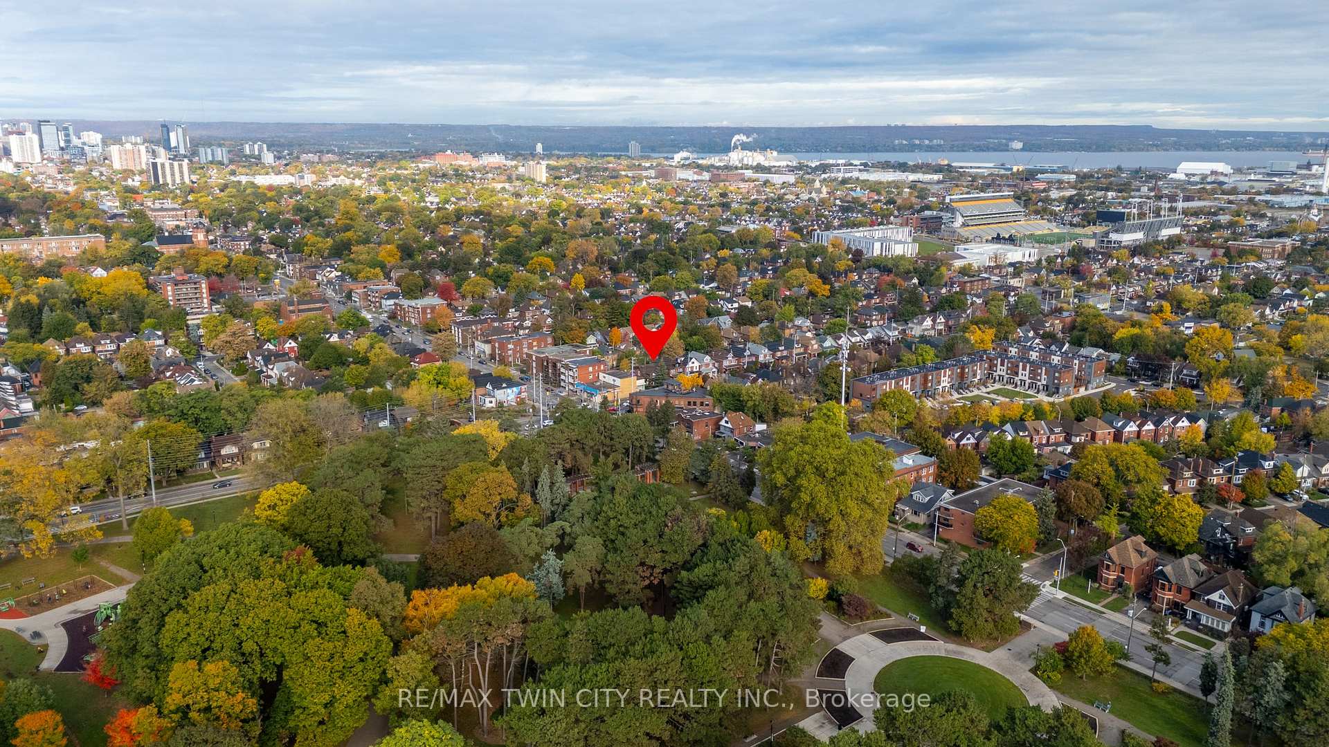 Photo 40 of 88 Gage Avenue S, Hamilton, Stipley — HOMEH