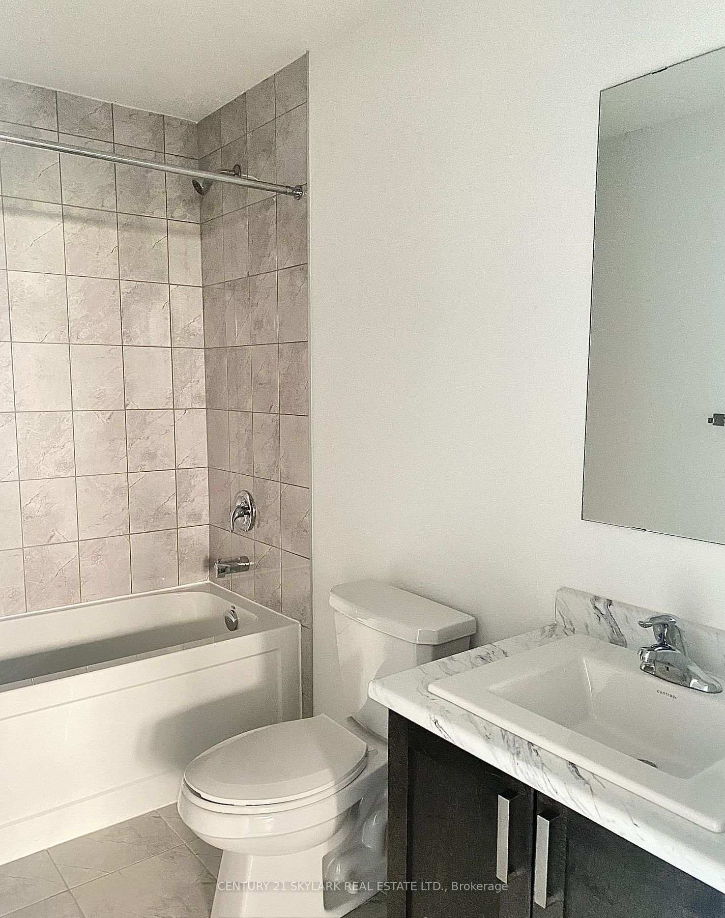Photo 9 of Unit 124, 1070 Douglas McCurdy Common, Mississauga, Lakeview — HOMEH
