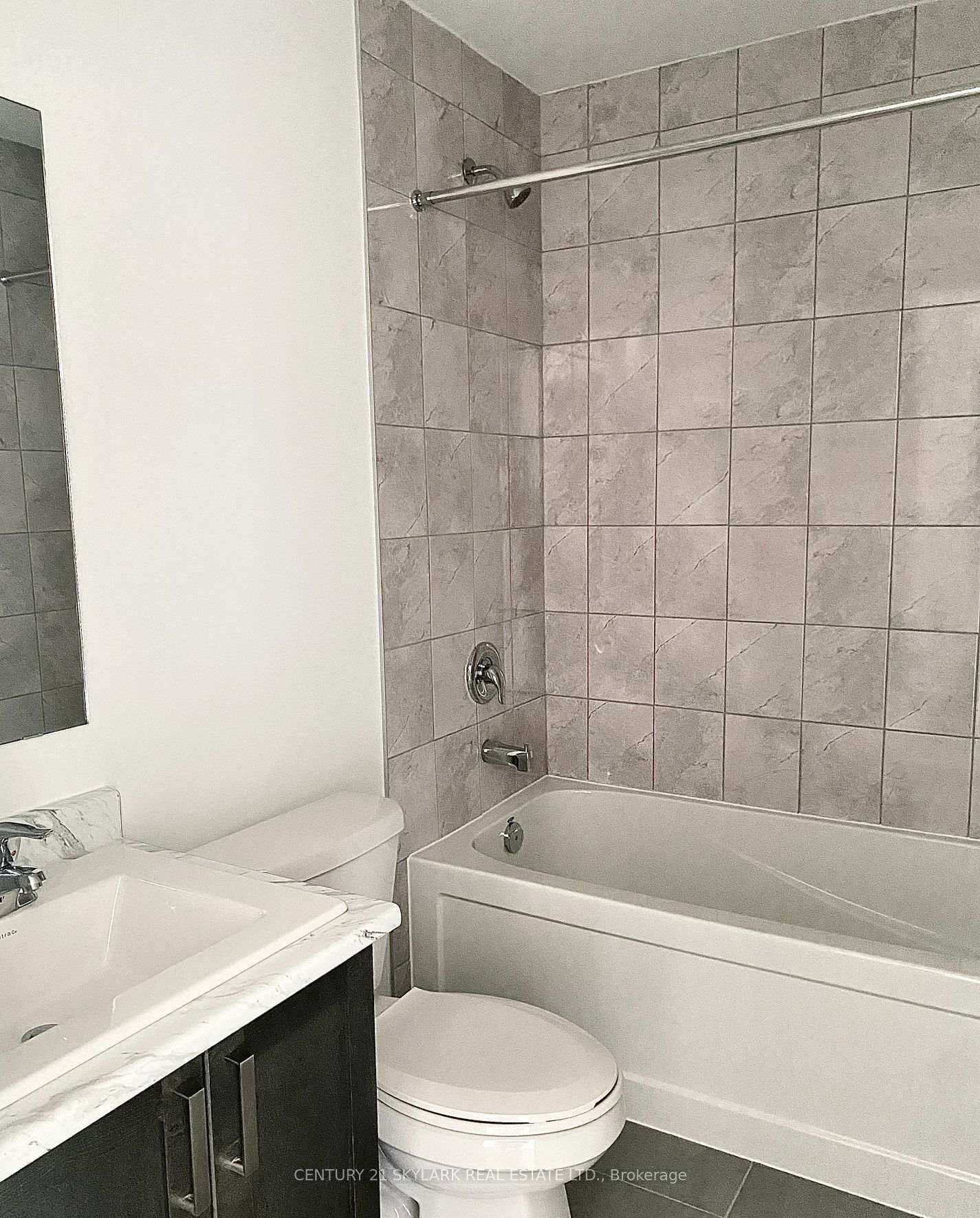 Photo 15 of Unit 124, 1070 Douglas McCurdy Common, Mississauga, Lakeview — HOMEH