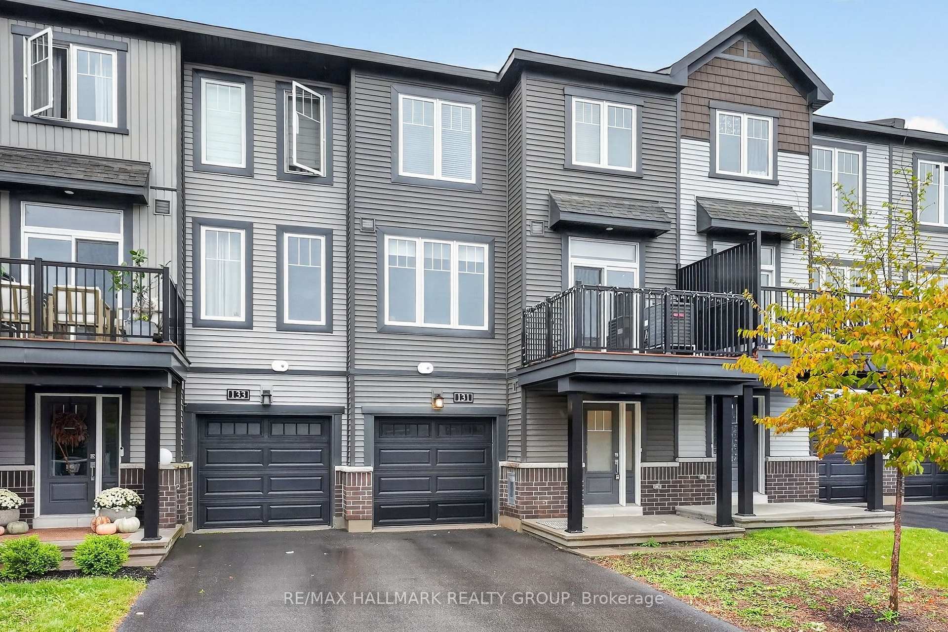 Photo 2 of 131 Attwell Private, Ottawa, Kanata - Morgan's Grant/South March — HOMEH