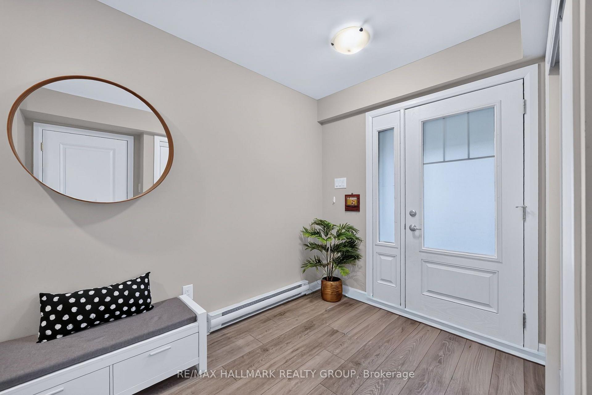 Photo 6 of 131 Attwell Private, Ottawa, Kanata - Morgan's Grant/South March — HOMEH