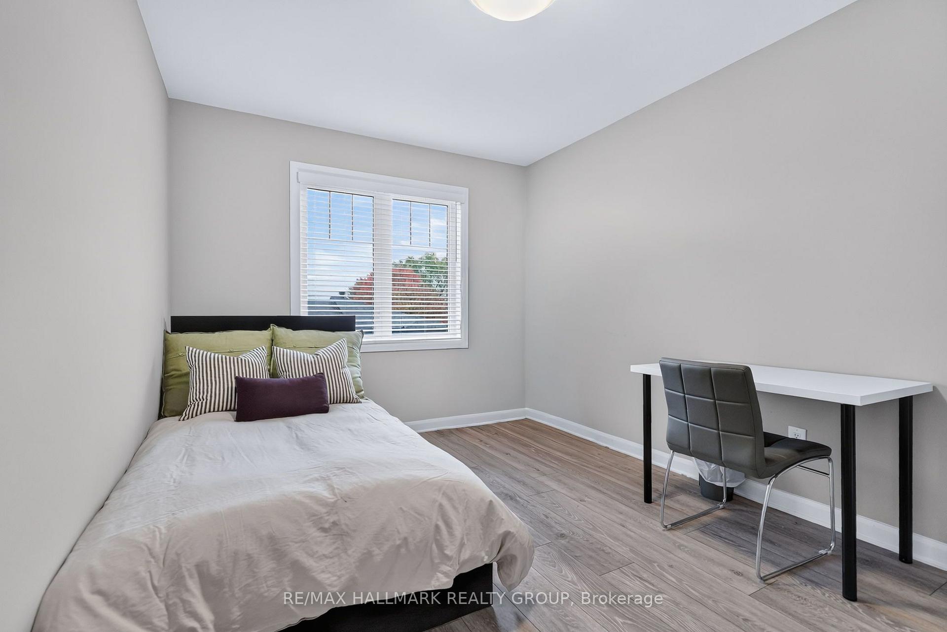 Photo 35 of 131 Attwell Private, Ottawa, Kanata - Morgan's Grant/South March — HOMEH
