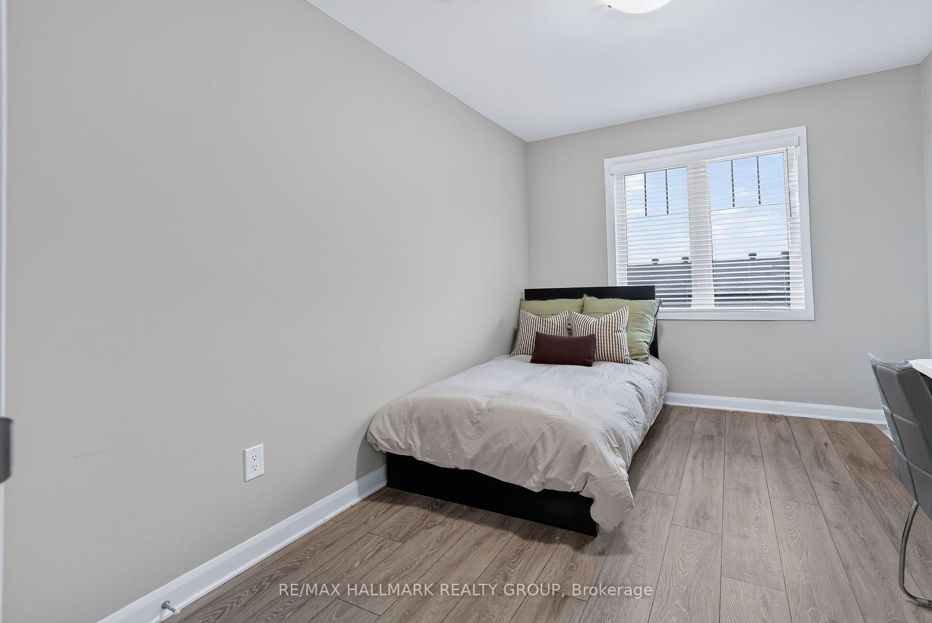 Photo 36 of 131 Attwell Private, Ottawa, Kanata - Morgan's Grant/South March — HOMEH