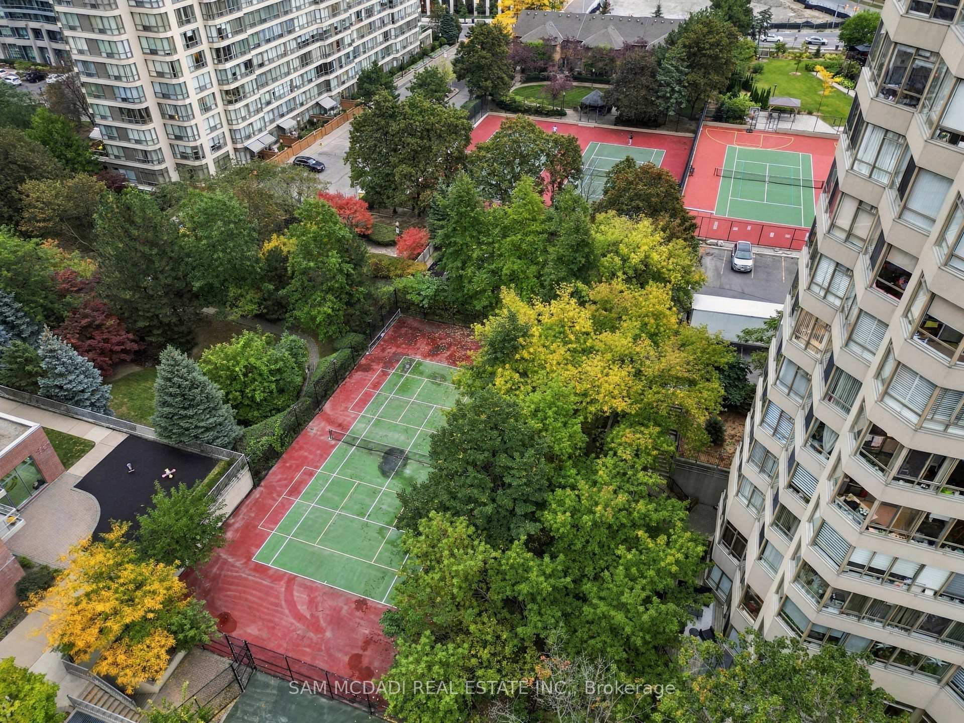 Photo 26 of Unit 903, 265 Enfield Place, Mississauga, City Centre — HOMEH