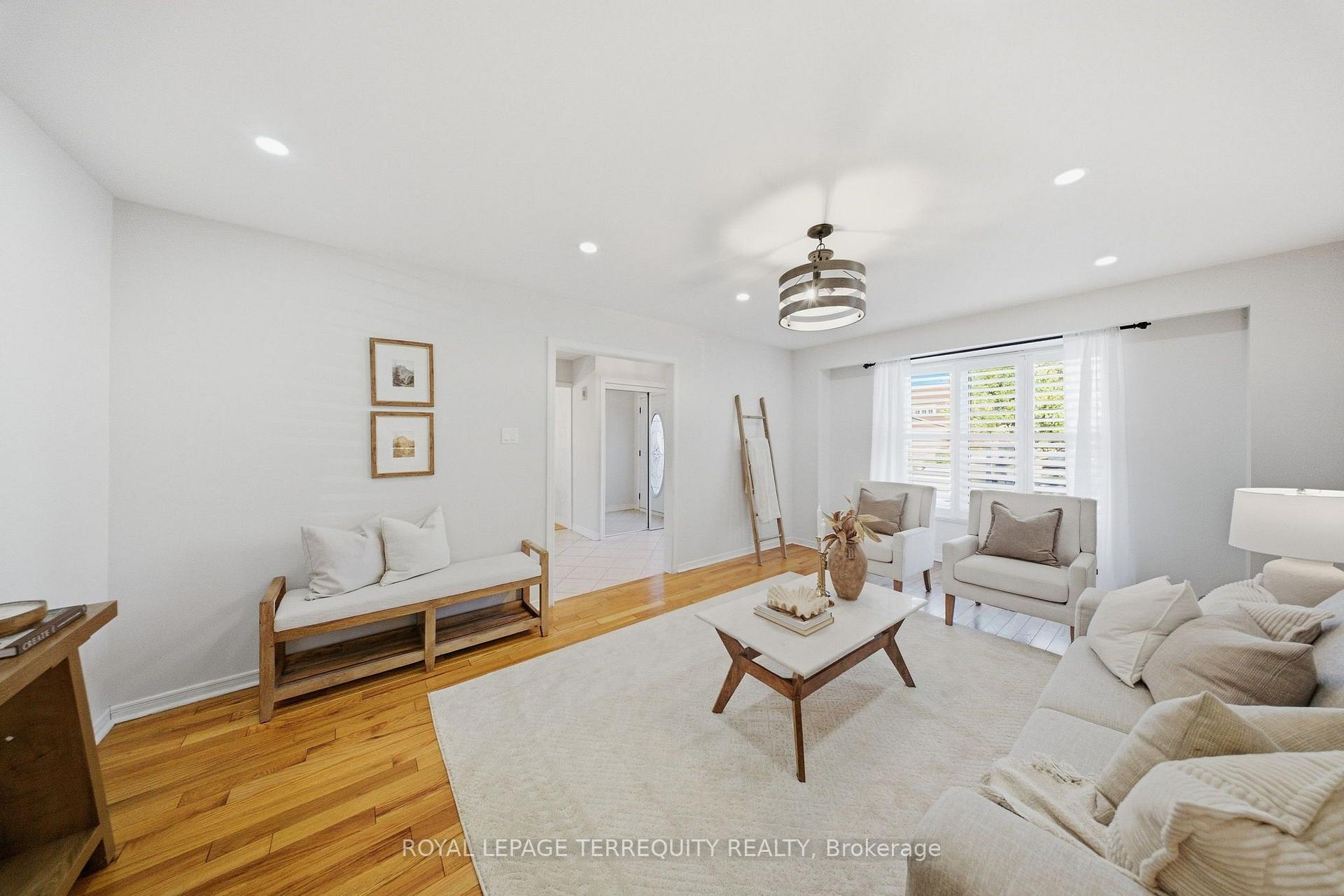 Photo 7 of 1794 Meadowview Avenue, Pickering, Amberlea — HOMEH
