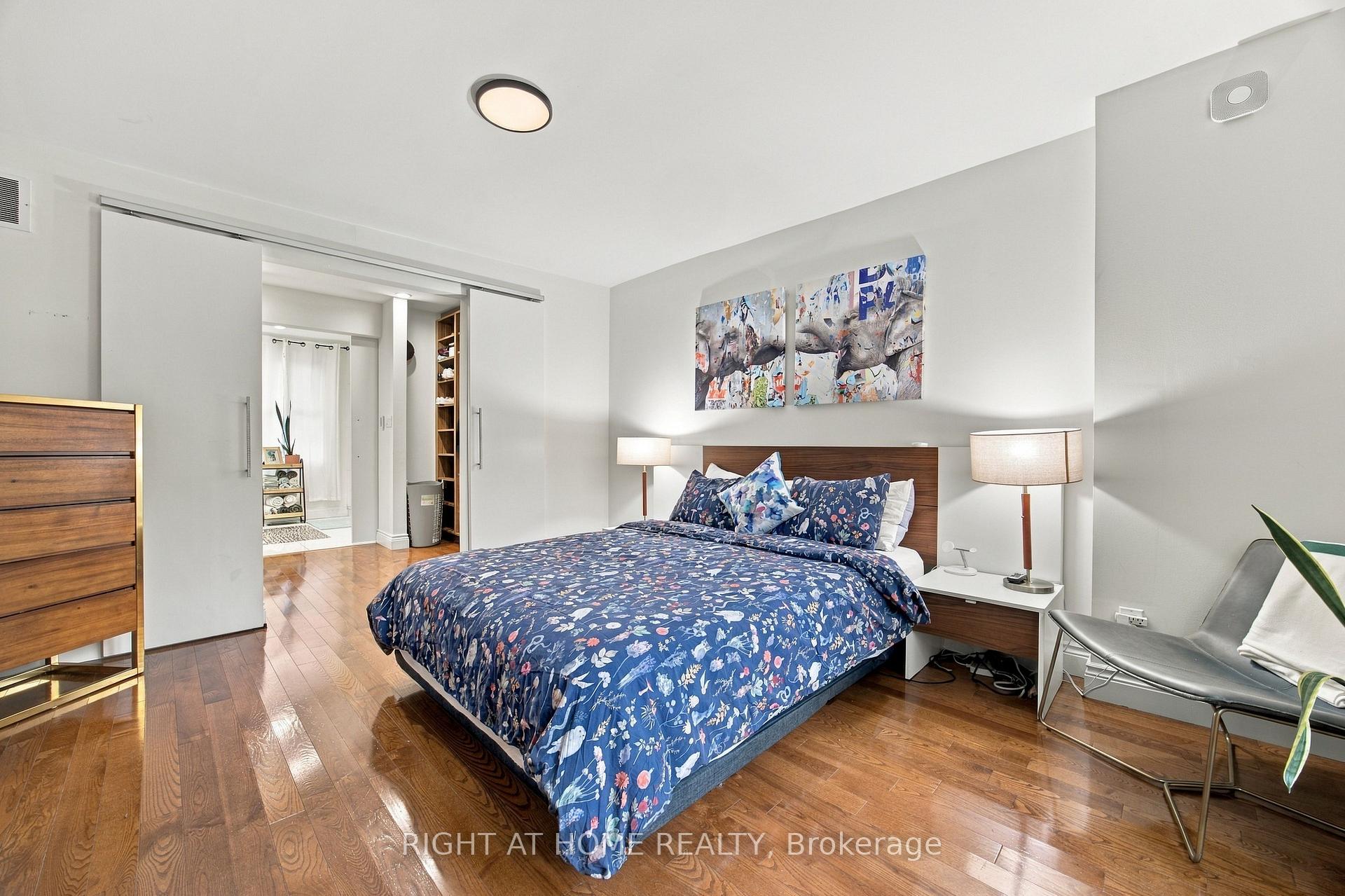 Photo 13 of 23 New Street, Toronto, The Annex — HOMEH