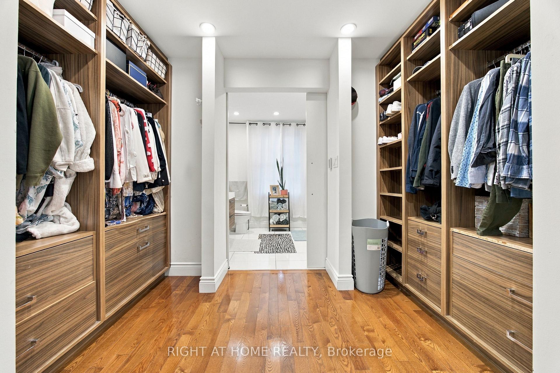 Photo 15 of 23 New Street, Toronto, The Annex — HOMEH