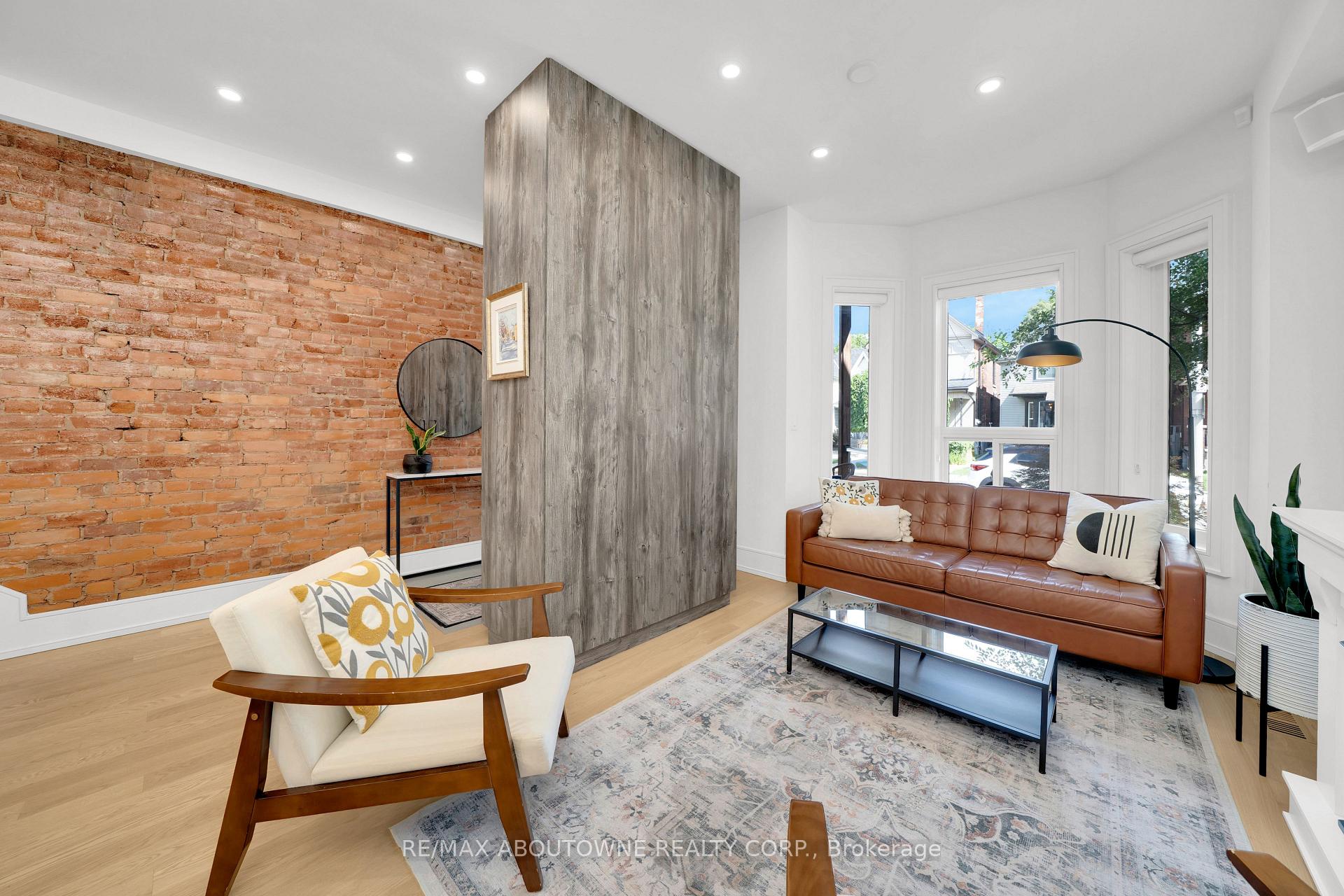 Photo 7 of 63 Smith Avenue, Hamilton, Landsdale — HOMEH