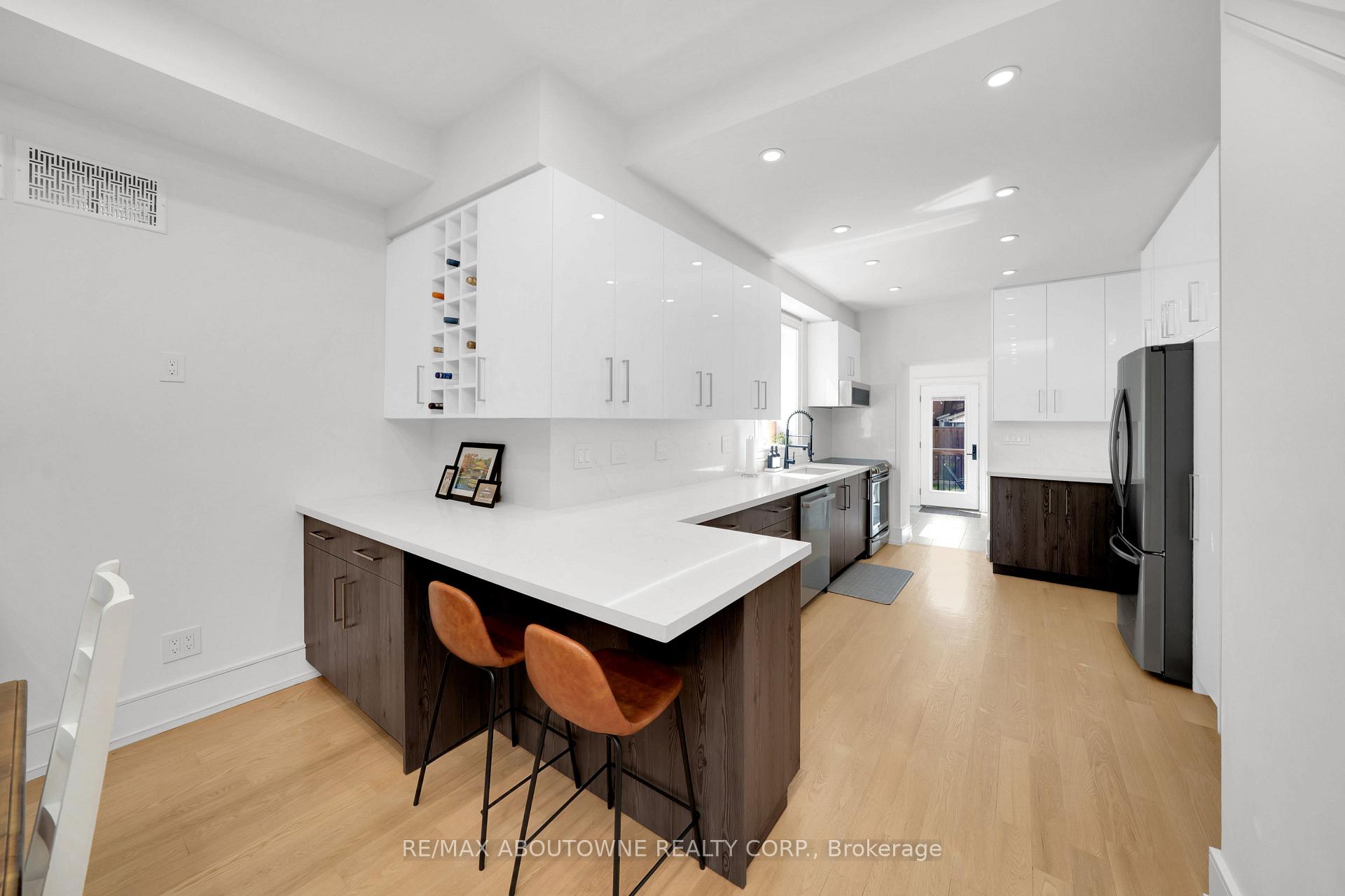 Photo 14 of 63 Smith Avenue, Hamilton, Landsdale — HOMEH