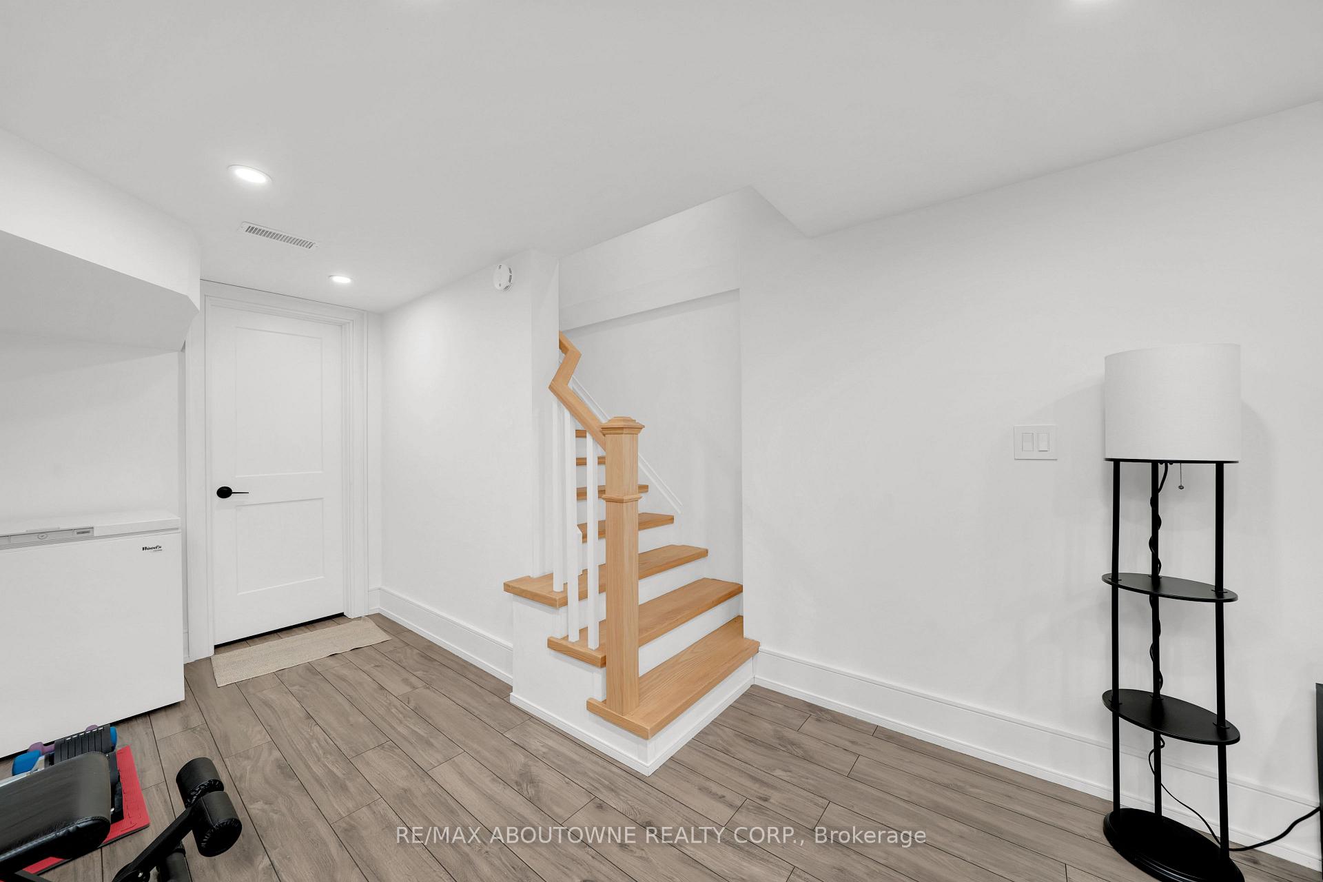 Photo 34 of 63 Smith Avenue, Hamilton, Landsdale — HOMEH