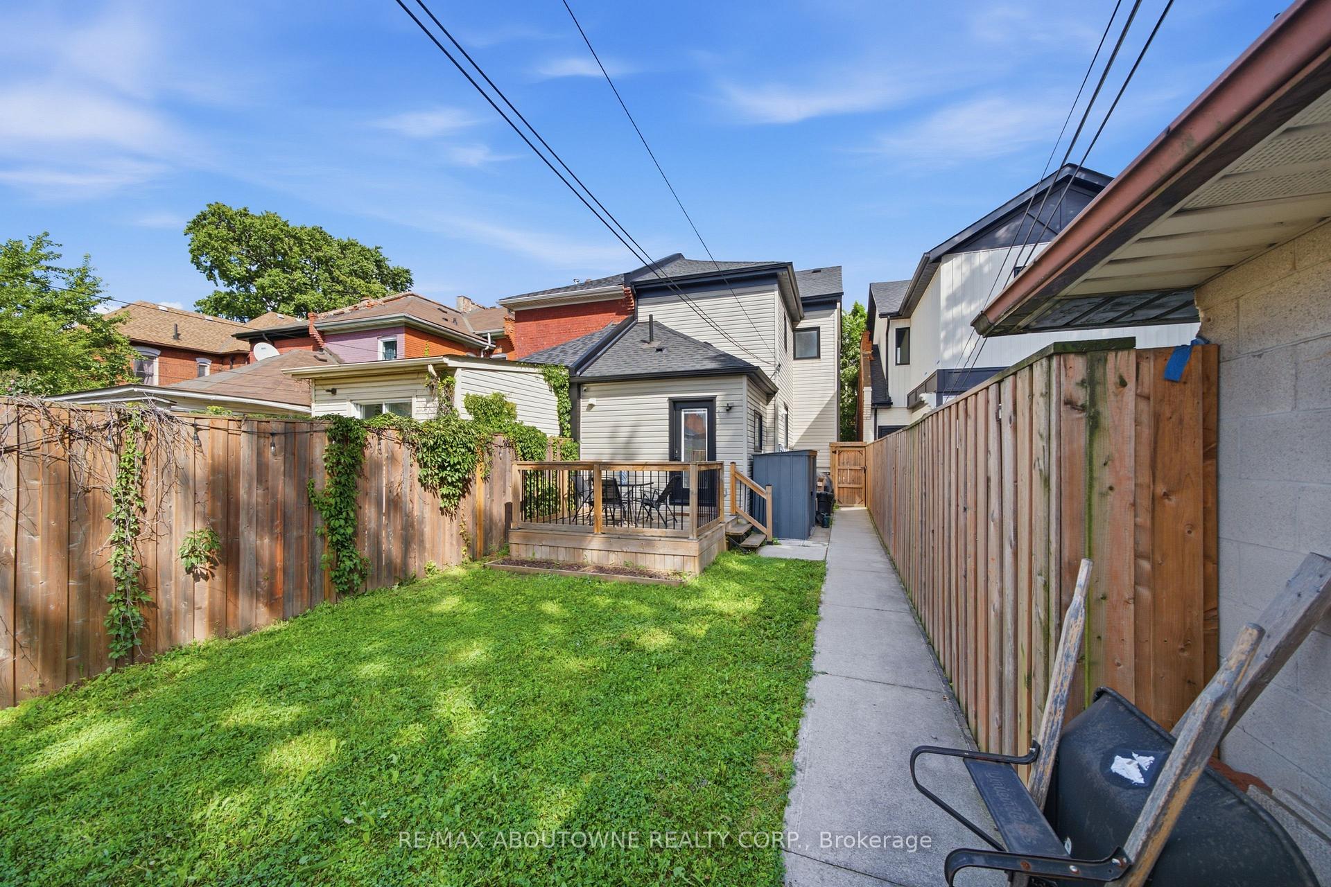 Photo 41 of 63 Smith Avenue, Hamilton, Landsdale — HOMEH