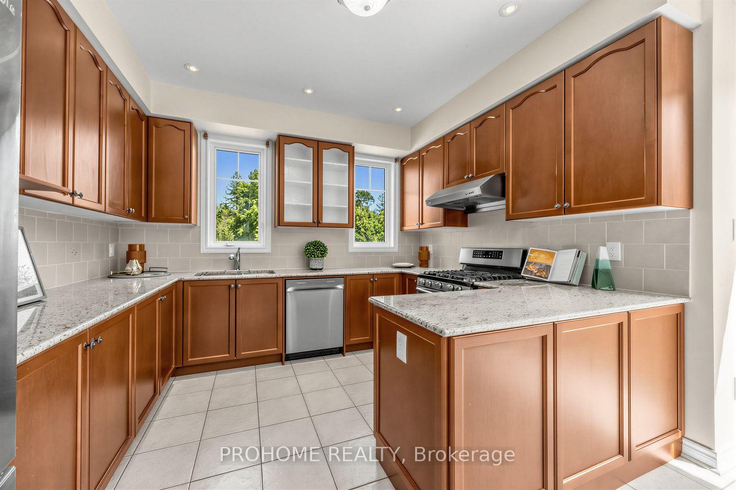 Photo 9 of 47 Harper Hill Drive, Ajax, Northeast Ajax — HOMEH