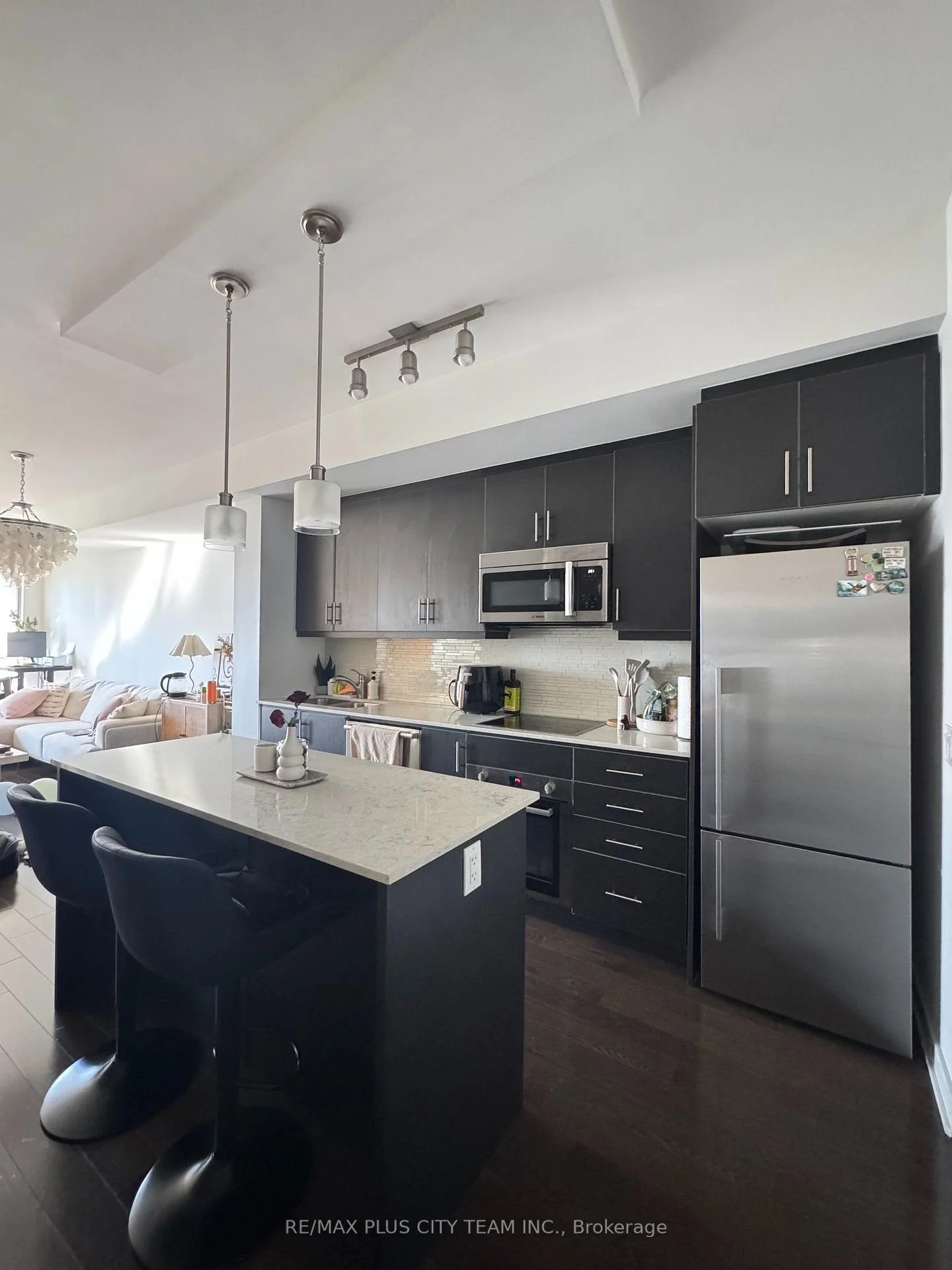 Photo 5 of Unit 2303, 1 The Esplanade, Toronto, Waterfront Communities — HOMEH