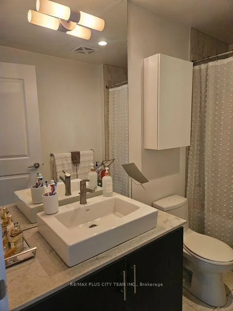 Photo 9 of Unit 2303, 1 The Esplanade, Toronto, Waterfront Communities — HOMEH