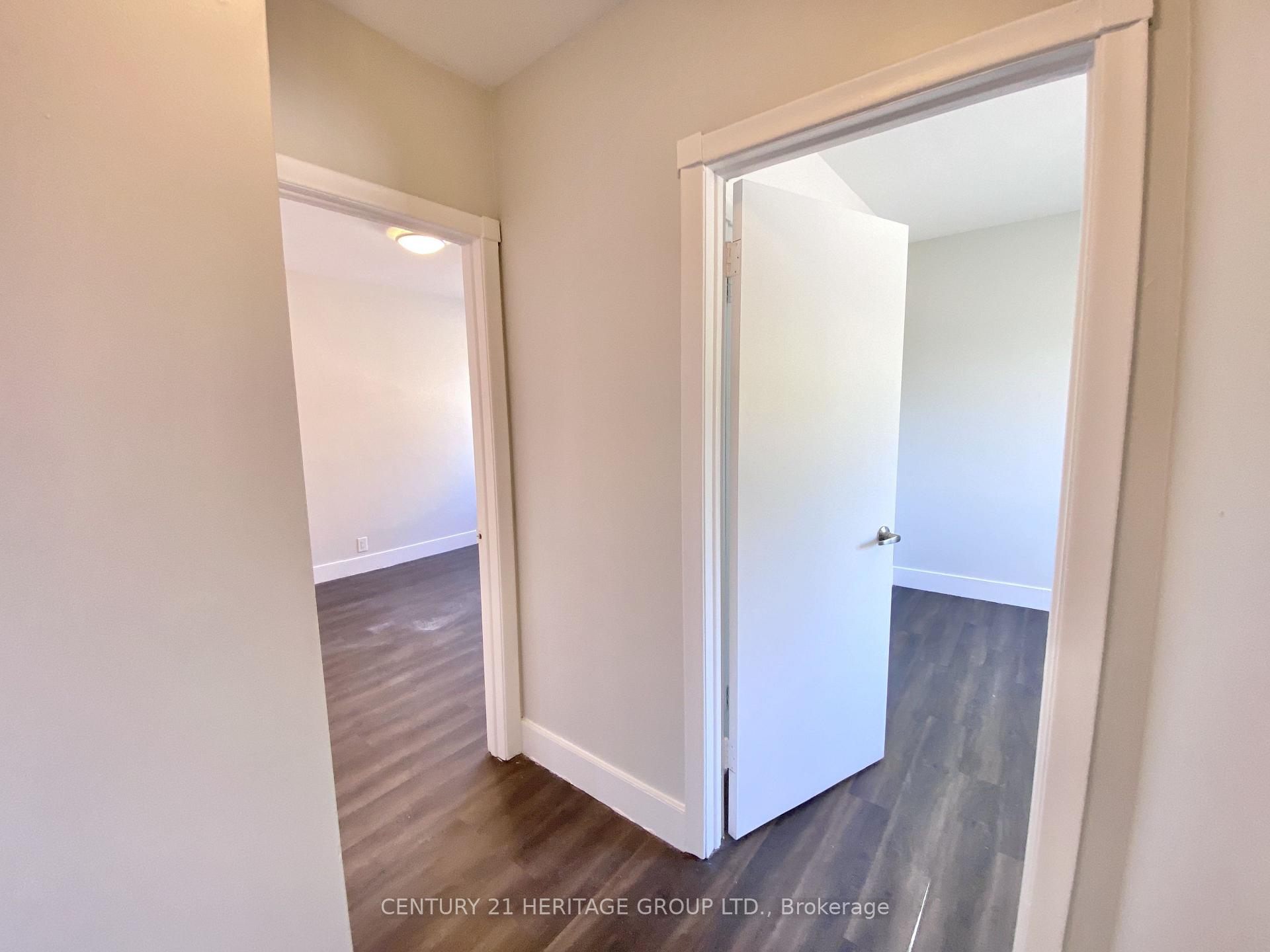 Photo 8 of Unit 08, 174 Grove Street E, Barrie, Wellington — HOMEH