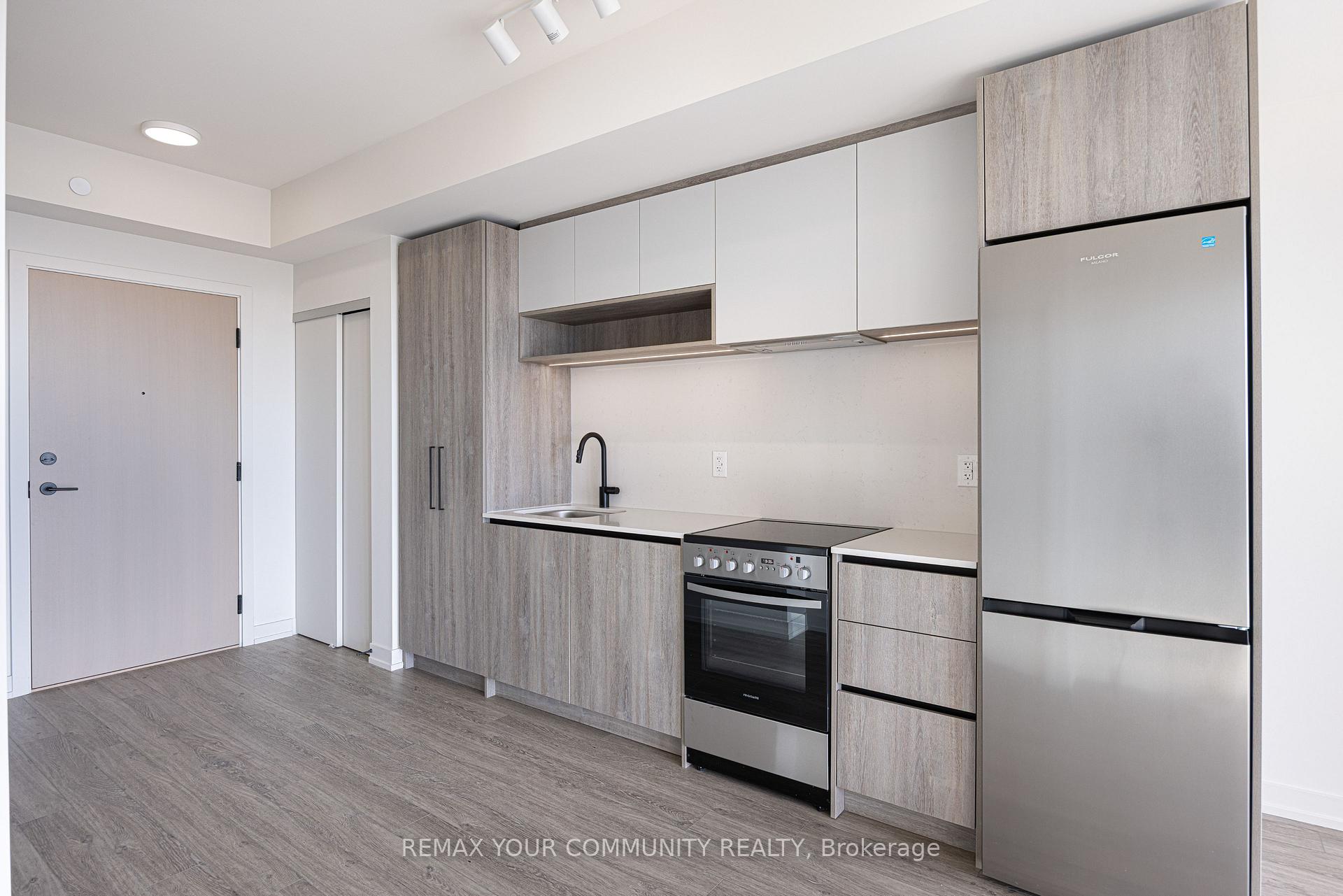 Photo 3 of Unit 1005, 181 Sterling Road, Toronto, Dufferin Grove — HOMEH