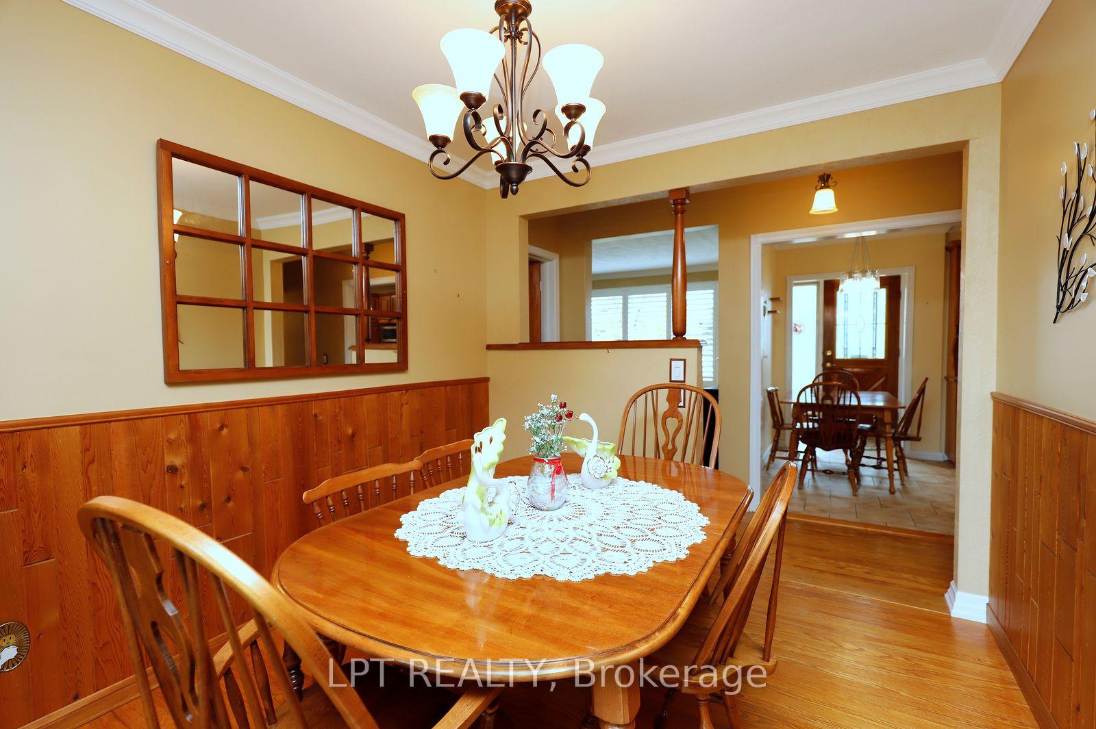 Photo 31 of 37 McGilvray Crescent W, Halton Hills, Georgetown — HOMEH