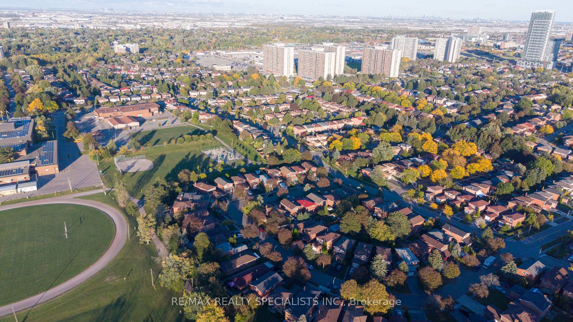 Photo 55 of 26 Vivaldi Crescent, Brampton, Brampton South — HOMEH