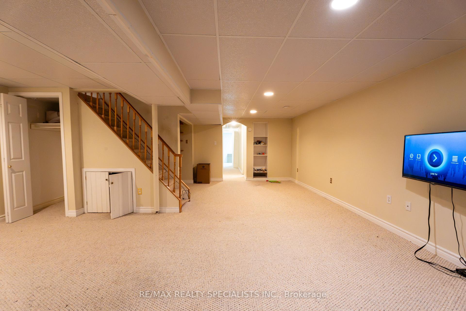 Photo 38 of 26 Vivaldi Crescent, Brampton, Brampton South — HOMEH