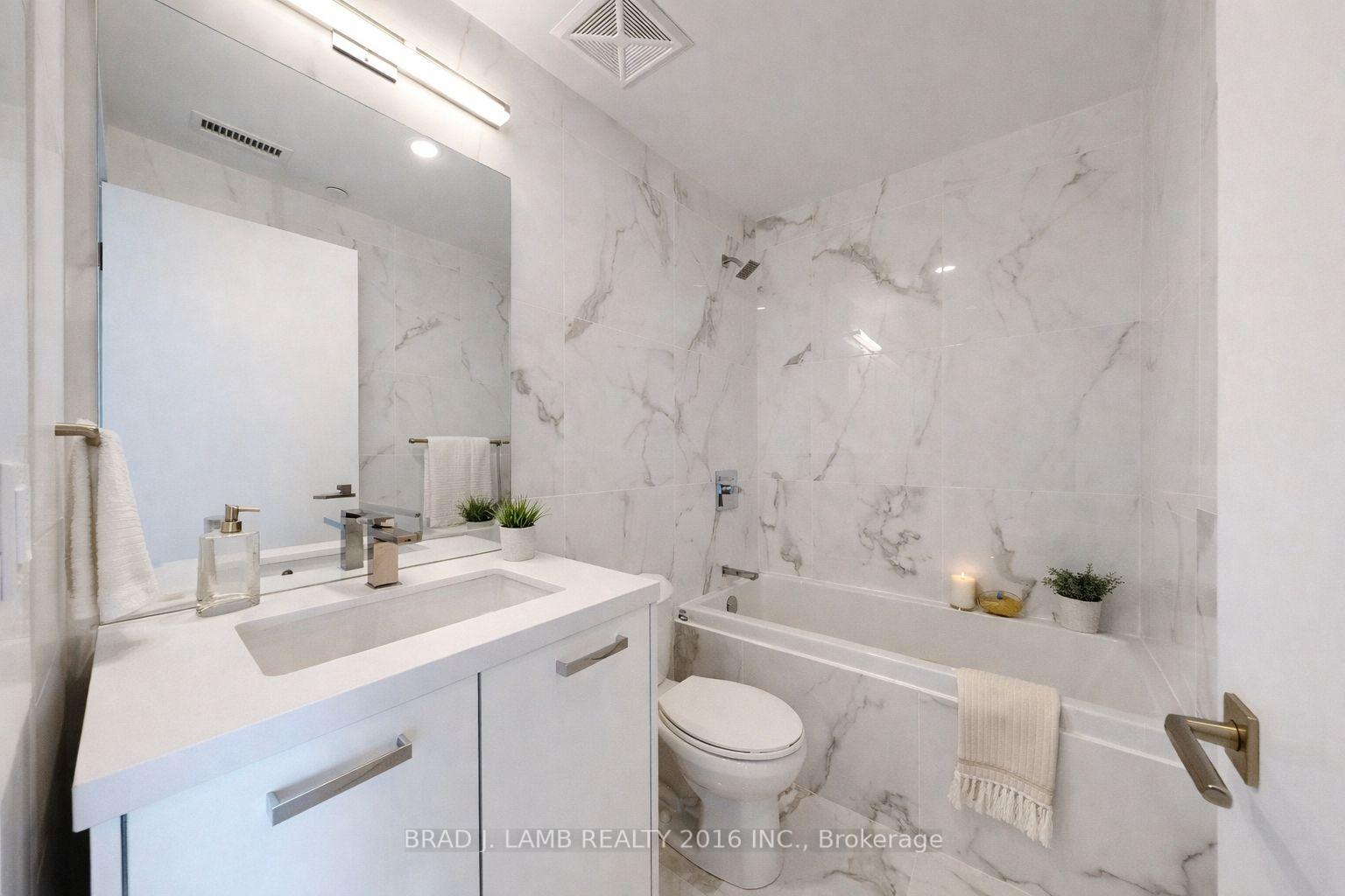 Photo 4 of Unit 2502, 284 King Street E, Toronto, Moss Park — HOMEH