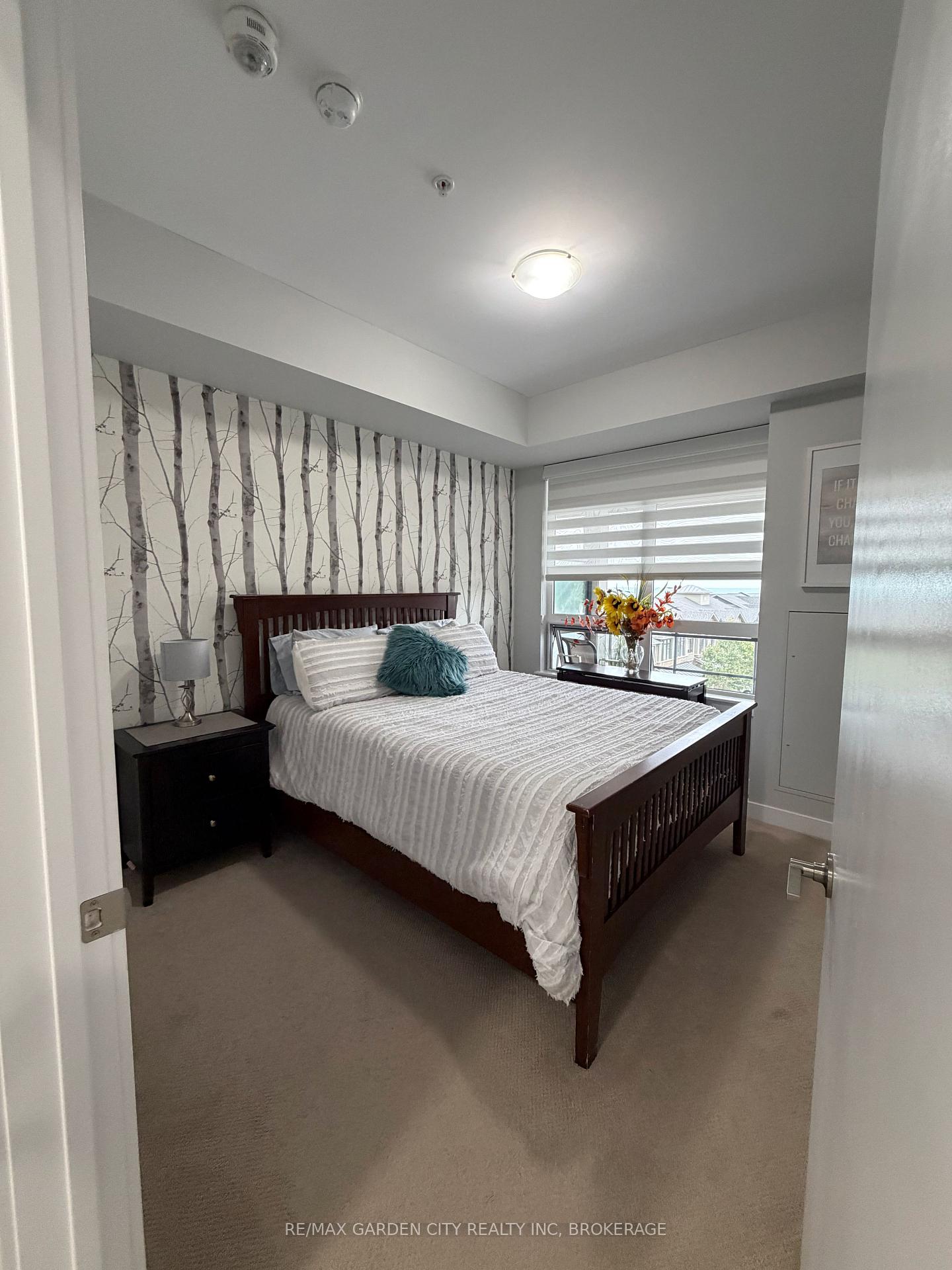 Photo 8 of Unit 409, 10 Esplanade Lane N, Grimsby, Grimsby Beach — HOMEH