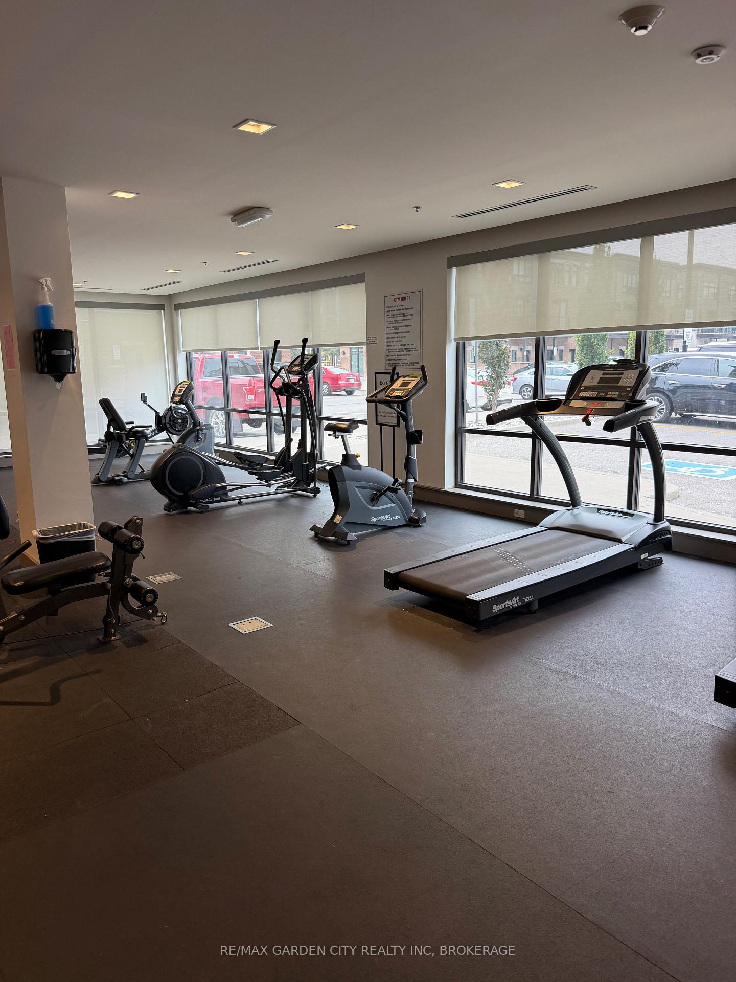 Photo 17 of Unit 409, 10 Esplanade Lane N, Grimsby, Grimsby Beach — HOMEH