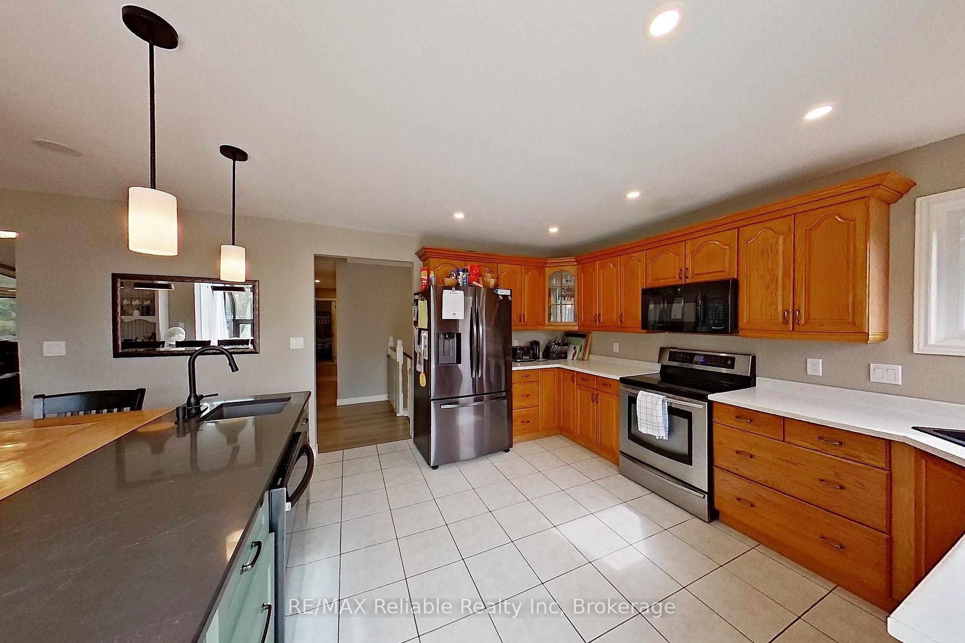 Photo 11 of 73788 Westshore Drive, Bluewater, Stanley — HOMEH