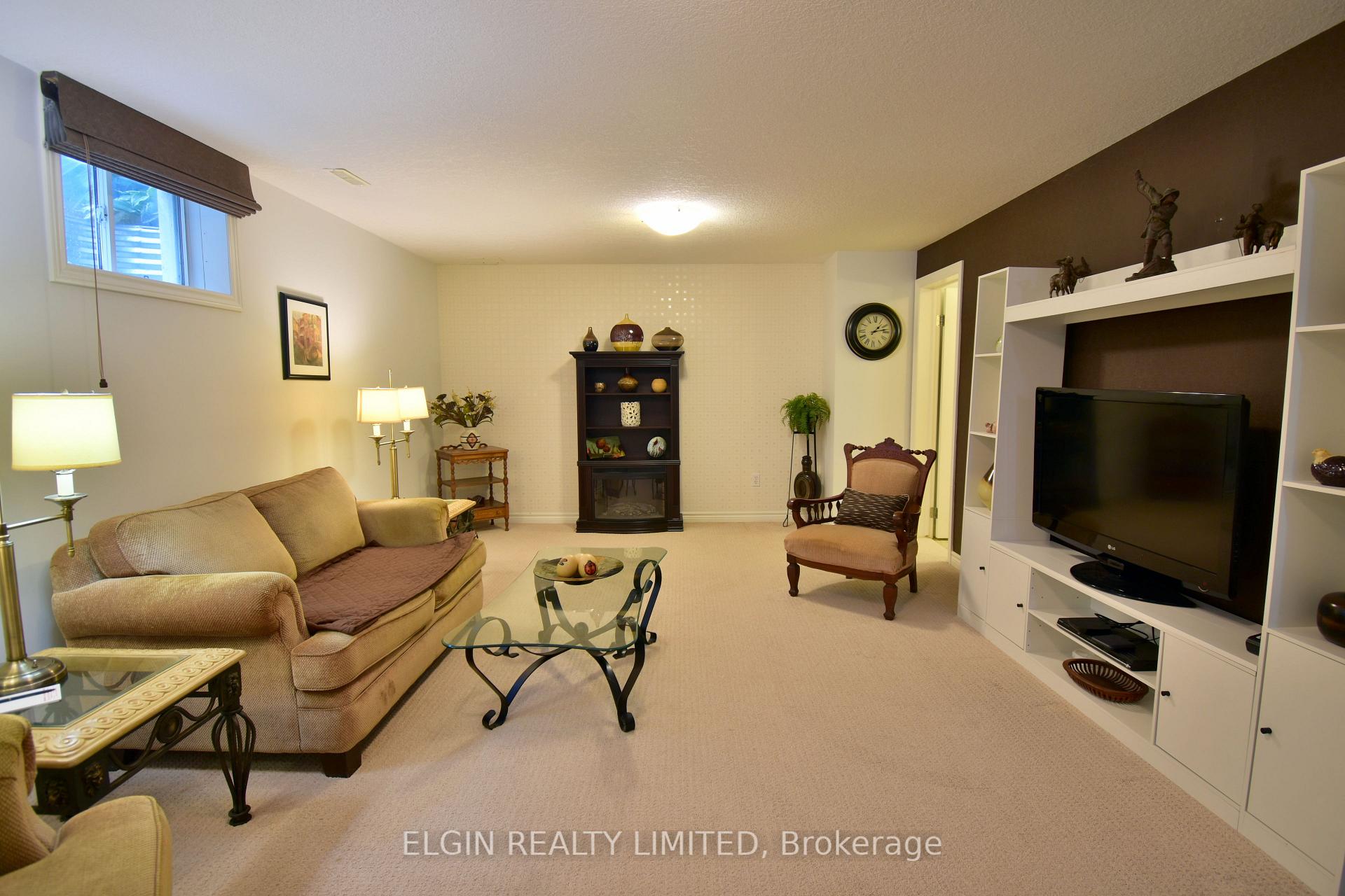 Photo 25 of 30 Peach Tree Boulevard, St. Thomas — HOMEH