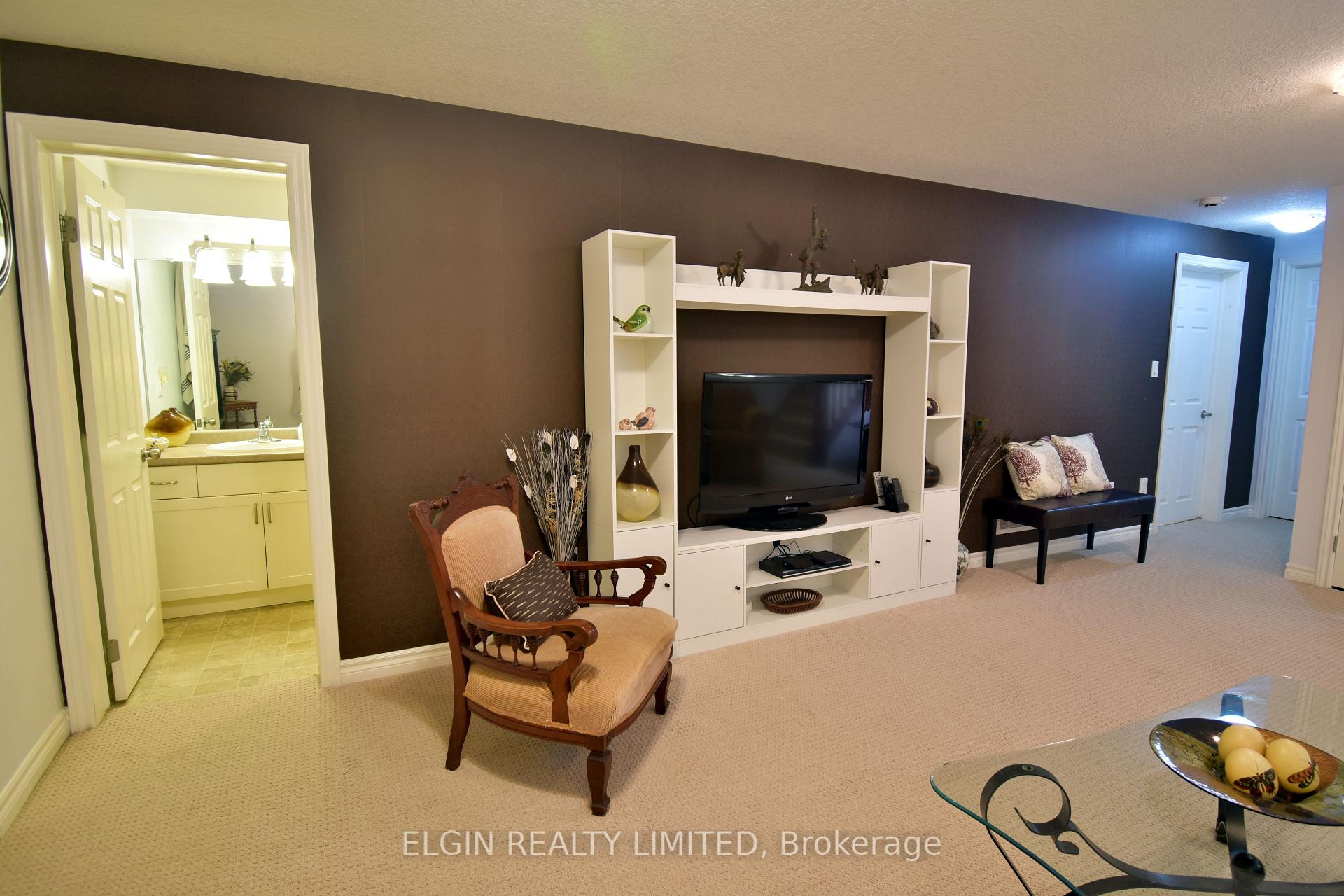Photo 26 of 30 Peach Tree Boulevard, St. Thomas — HOMEH