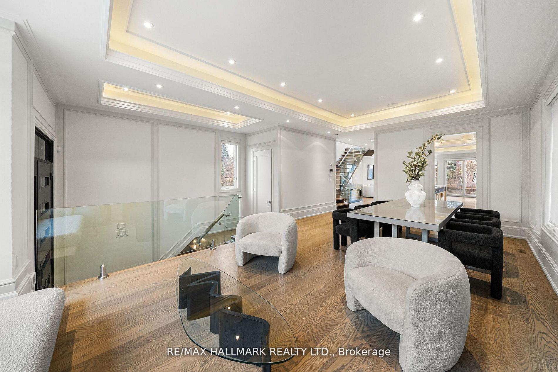 Photo 6 of 210 Horsham Avenue, North York, Willowdale West — HOMEH