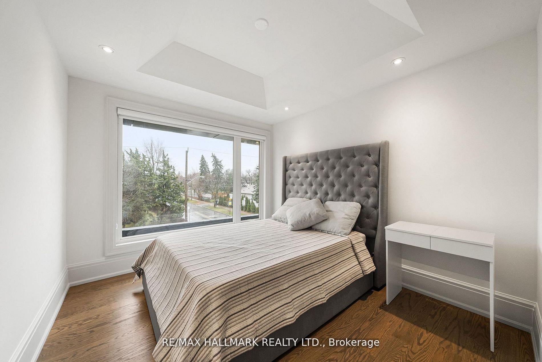 Photo 36 of 210 Horsham Avenue, North York, Willowdale West — HOMEH