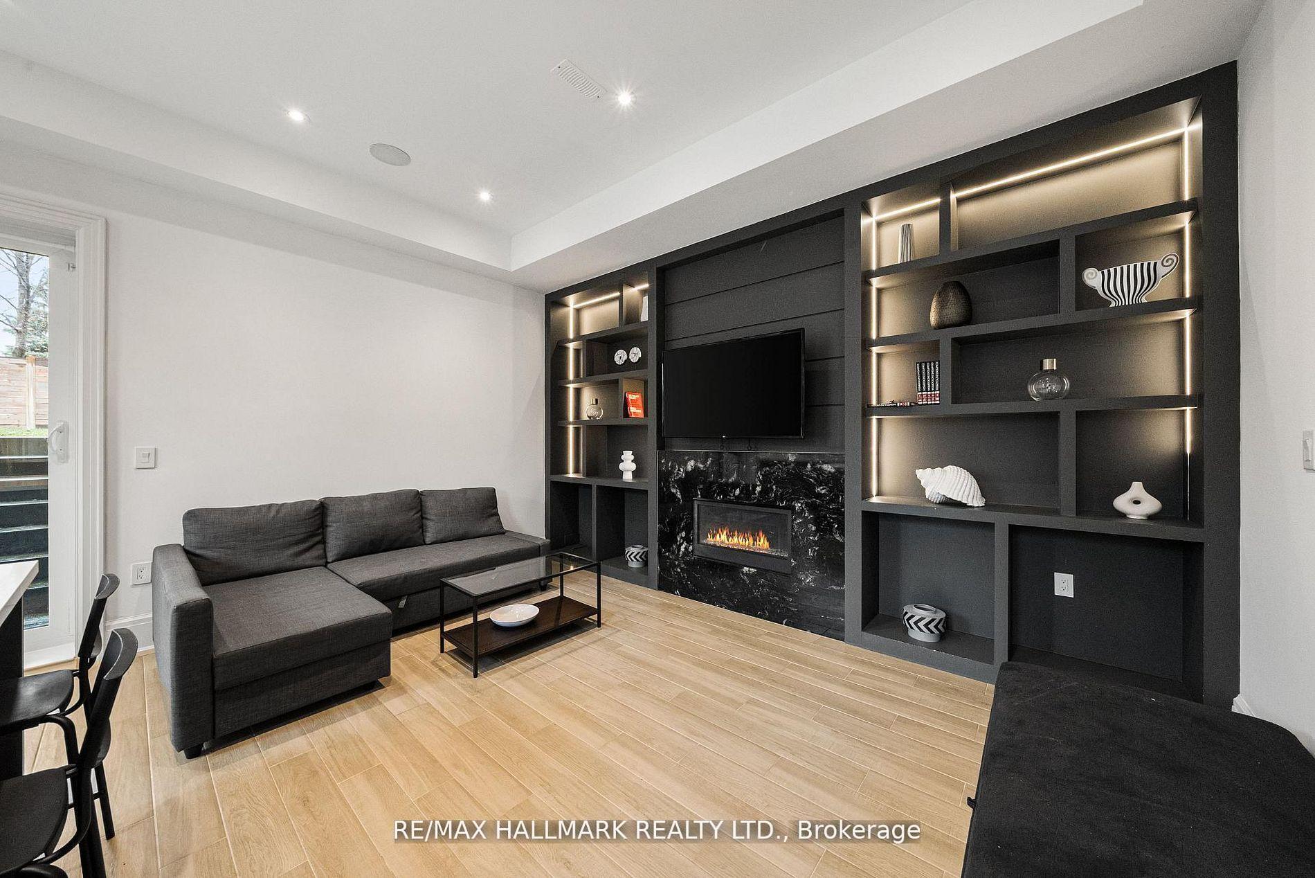 Photo 44 of 210 Horsham Avenue, North York, Willowdale West — HOMEH