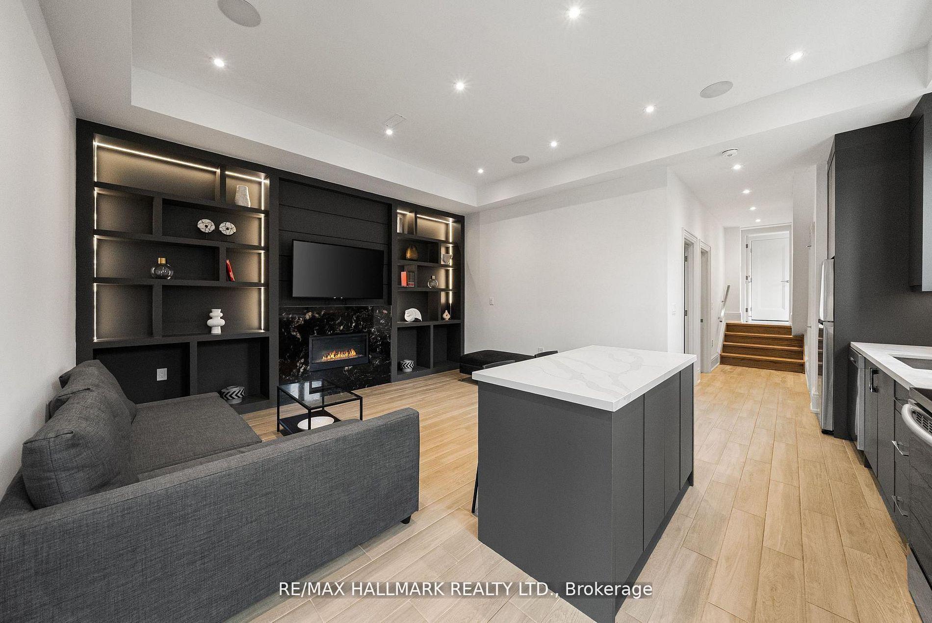 Photo 45 of 210 Horsham Avenue, North York, Willowdale West — HOMEH