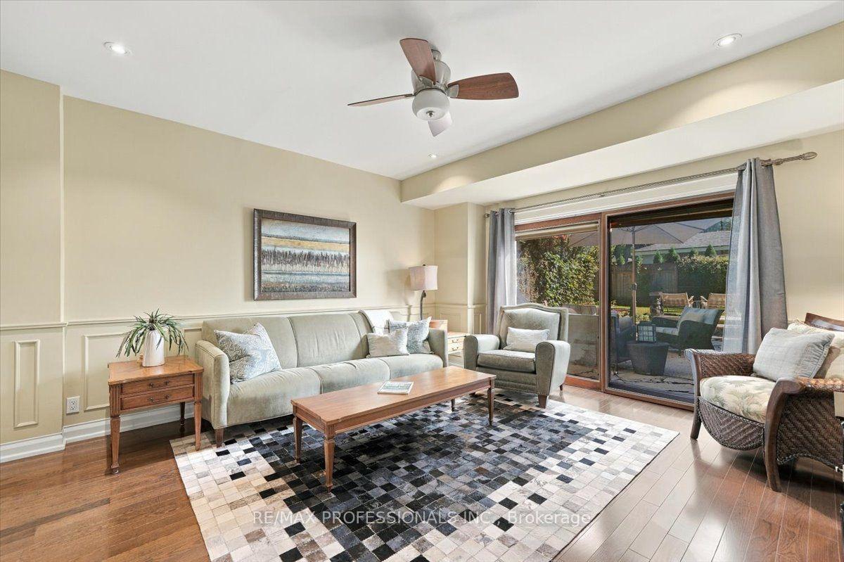 Photo 17 of 17 King Georges Road, Etobicoke, Kingsway South — HOMEH