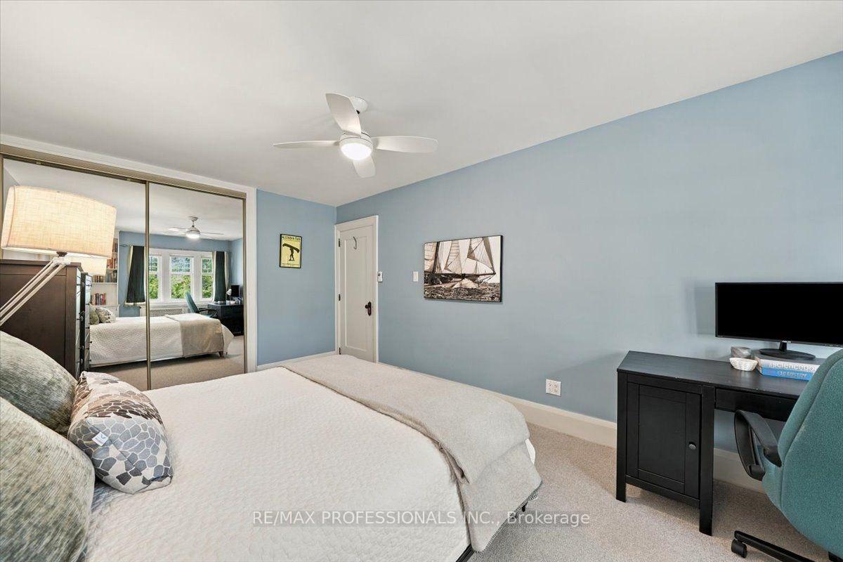 Photo 38 of 17 King Georges Road, Etobicoke, Kingsway South — HOMEH