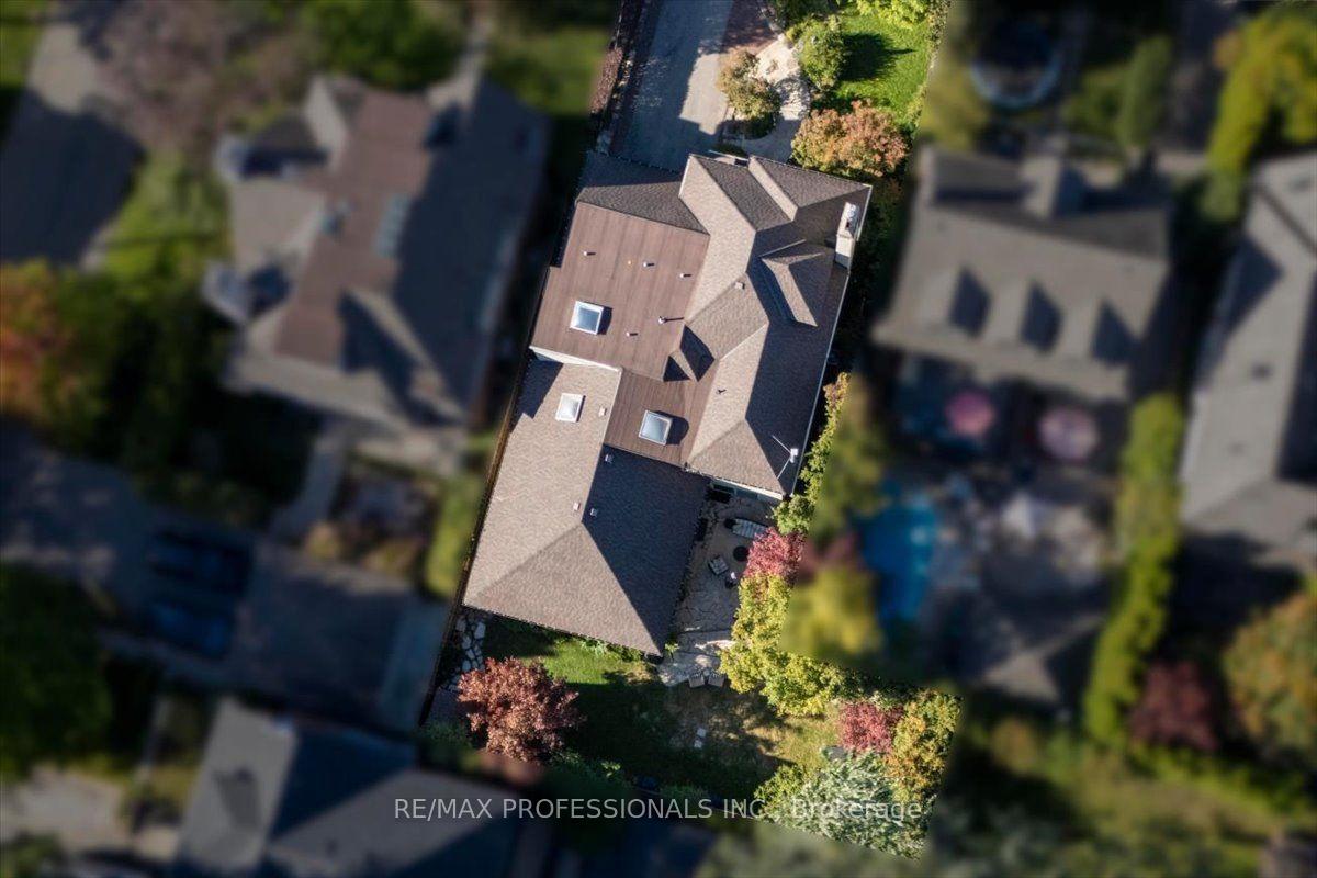 Photo 56 of 17 King Georges Road, Etobicoke, Kingsway South — HOMEH