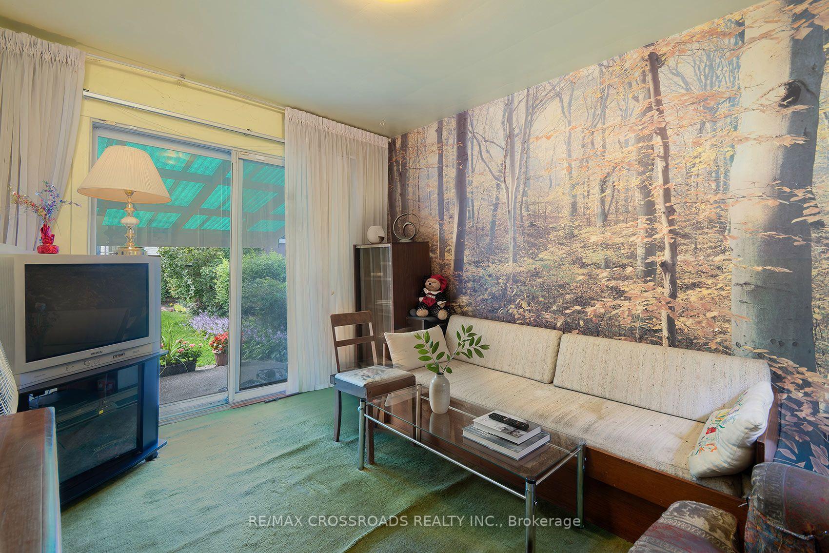 Photo 17 of 1028 Kennedy Road, Scarborough, Dorset Park — HOMEH
