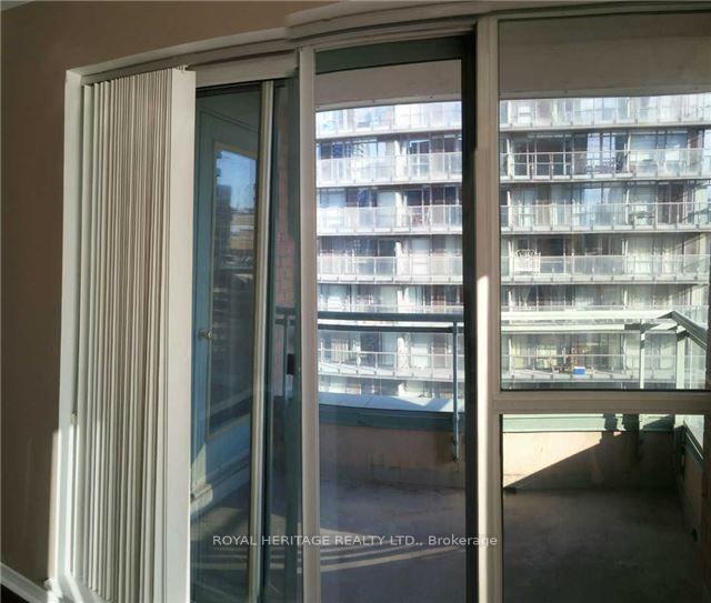 Photo 9 of Unit 1506, 887 Bay Street, Toronto, Bay Street Corridor — HOMEH