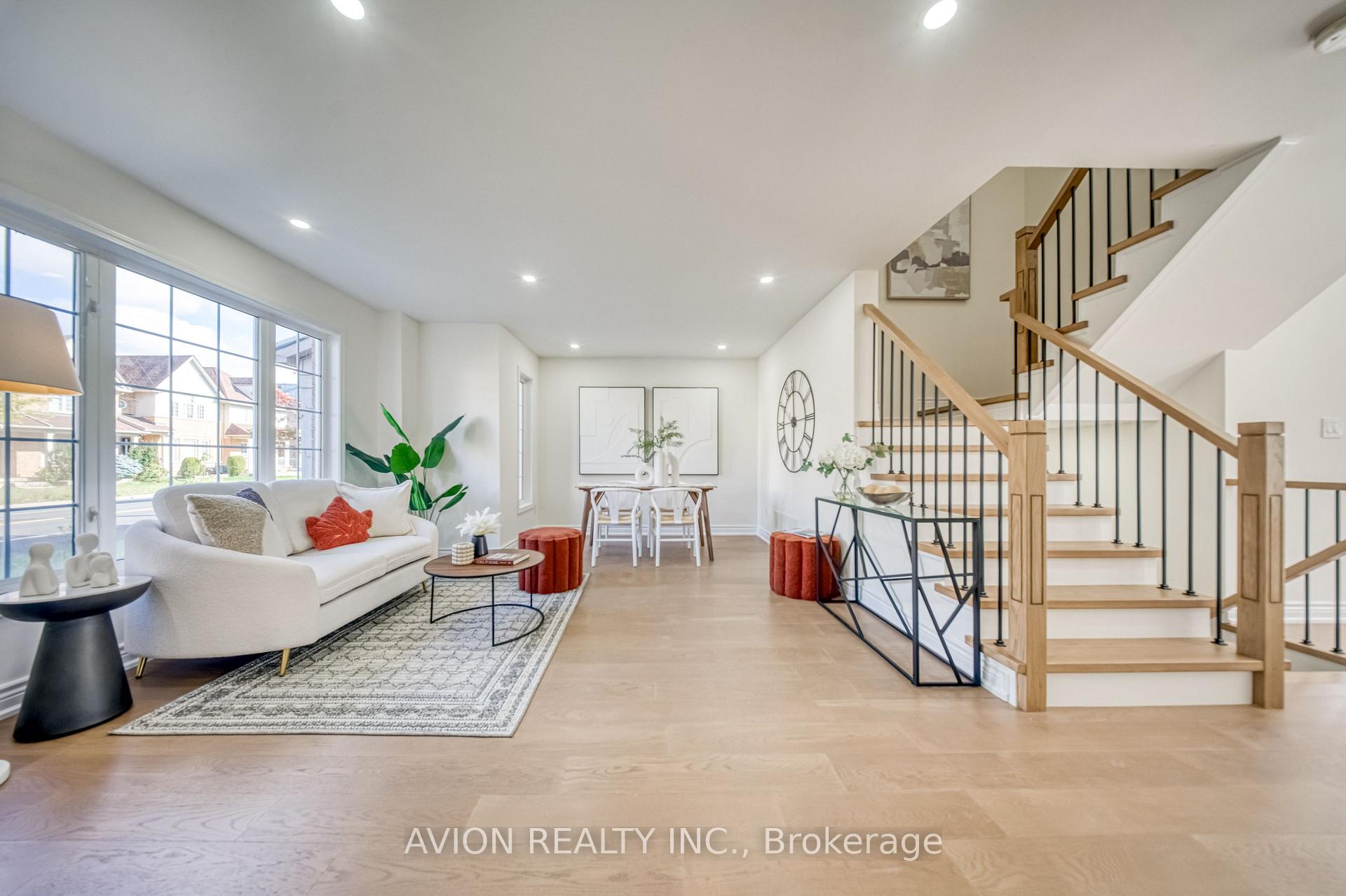 Photo 6 of 741 Bur Oak Avenue, Markham, Wismer — HOMEH