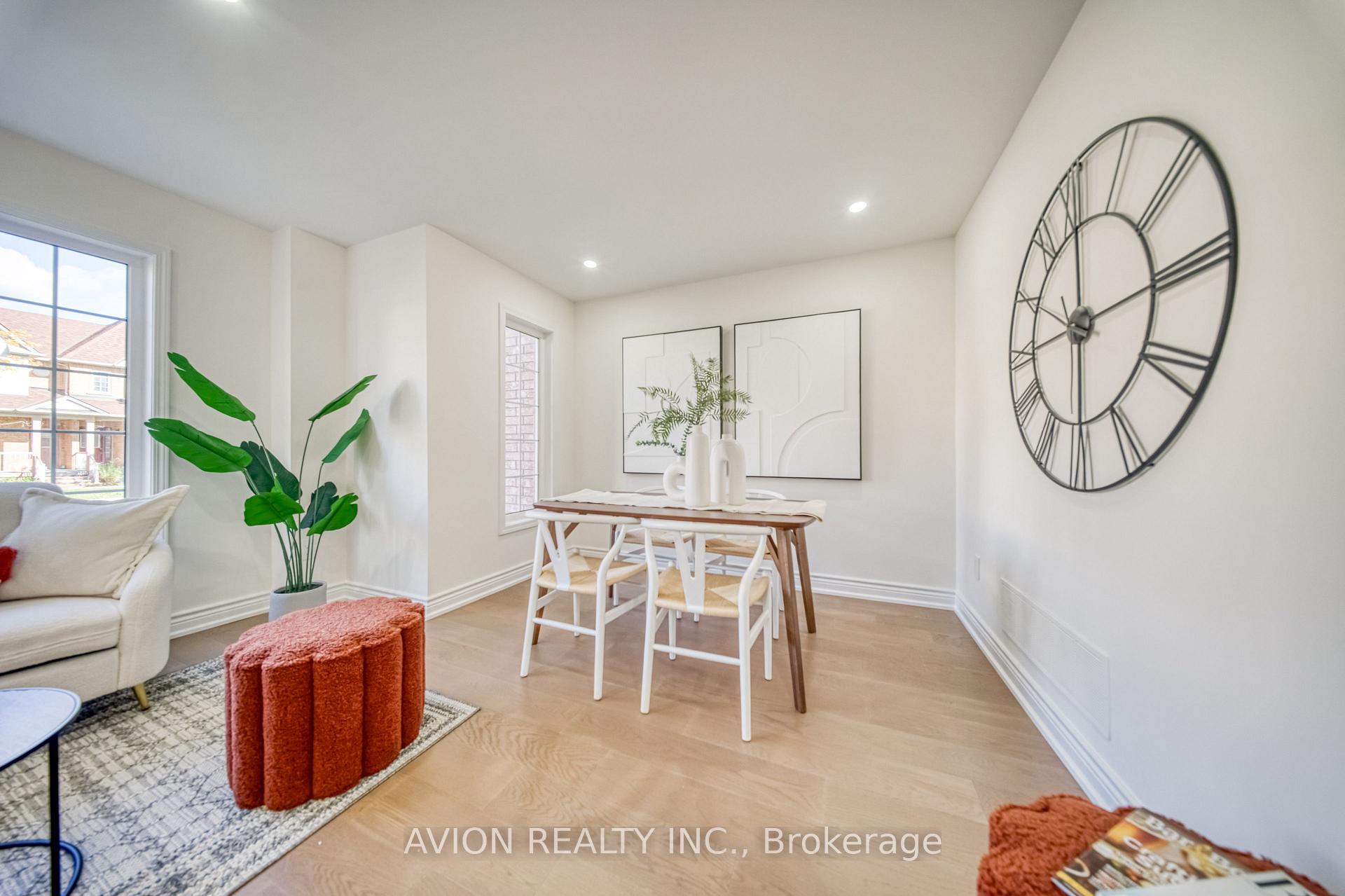 Photo 9 of 741 Bur Oak Avenue, Markham, Wismer — HOMEH